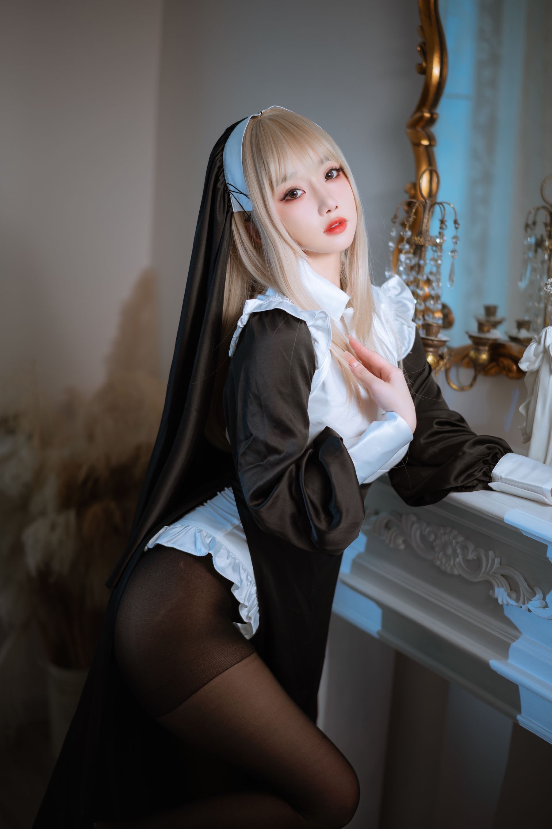 [福利COS] 白嫩美少女鬼畜瑶 - 修女/(47P)