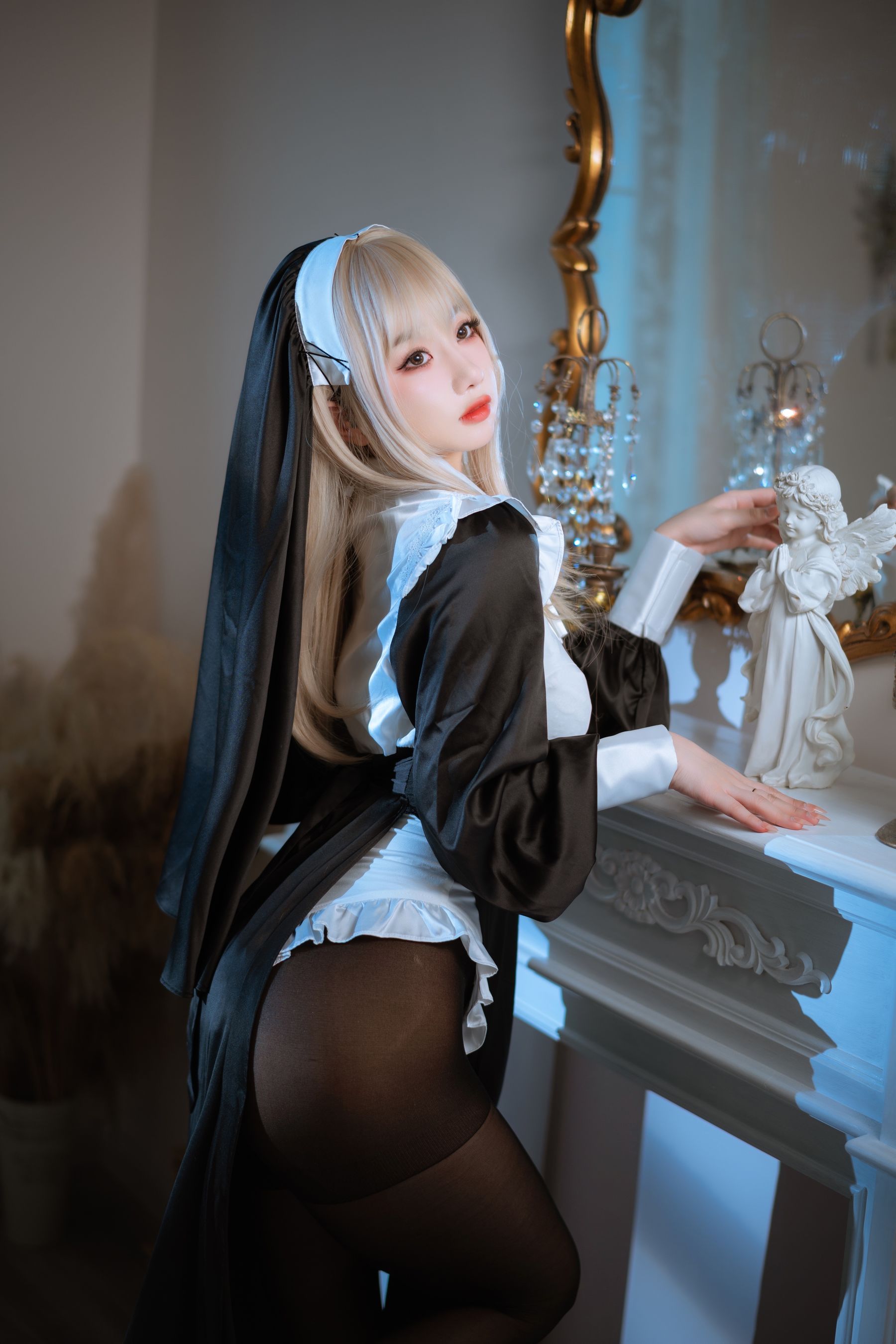 [福利COS] 白嫩美少女鬼畜瑶 - 修女/(47P)