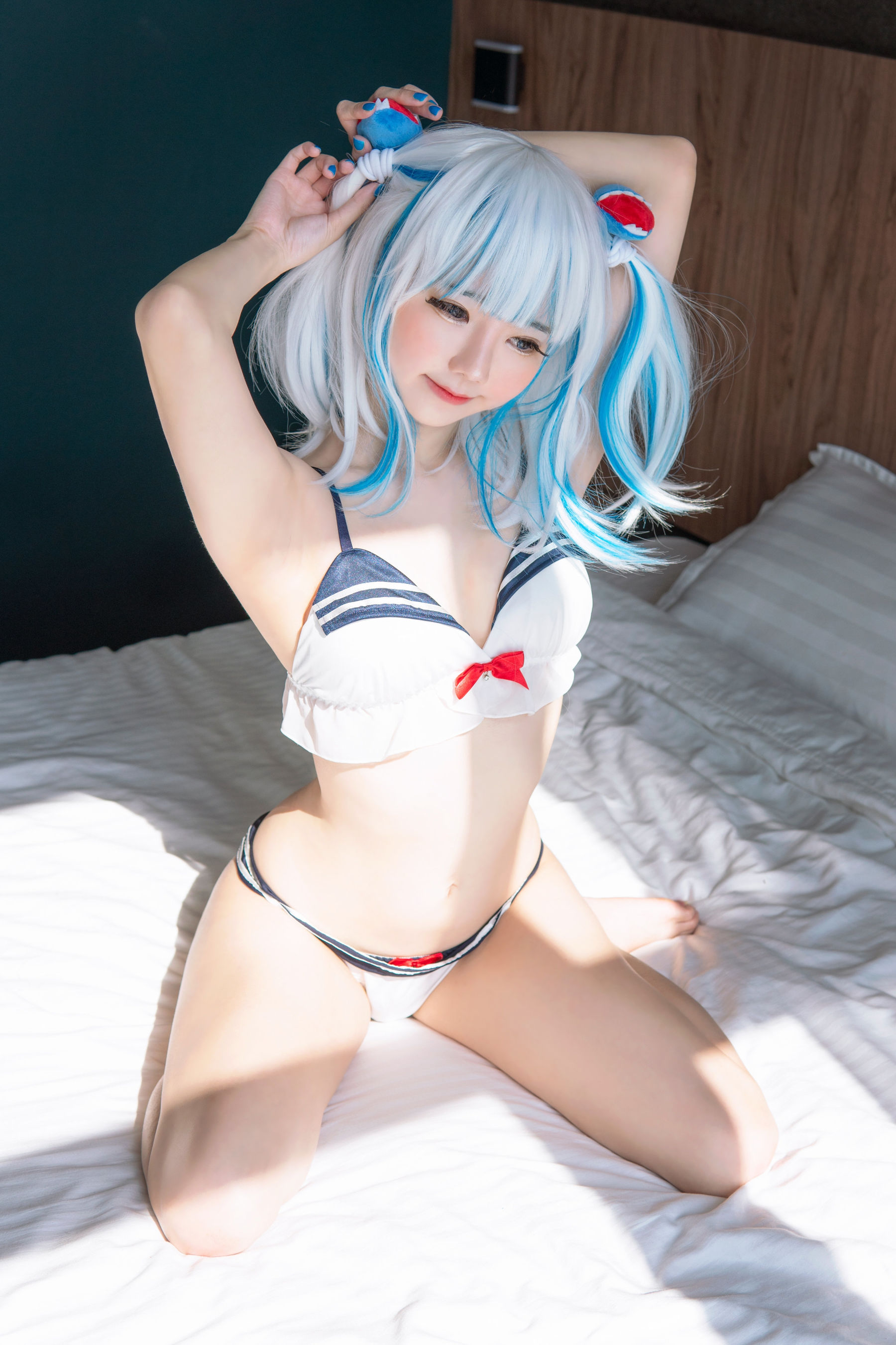 [福利COS] Sally Dorasnow - Gura Bikini/(36P)