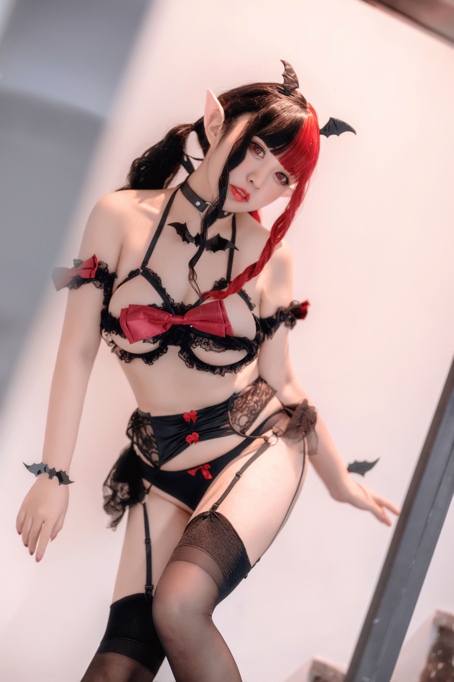 [福利COS] 动漫博主貓田聖奈奈(桃之啾啾) - 拘束恶魔/(21P)