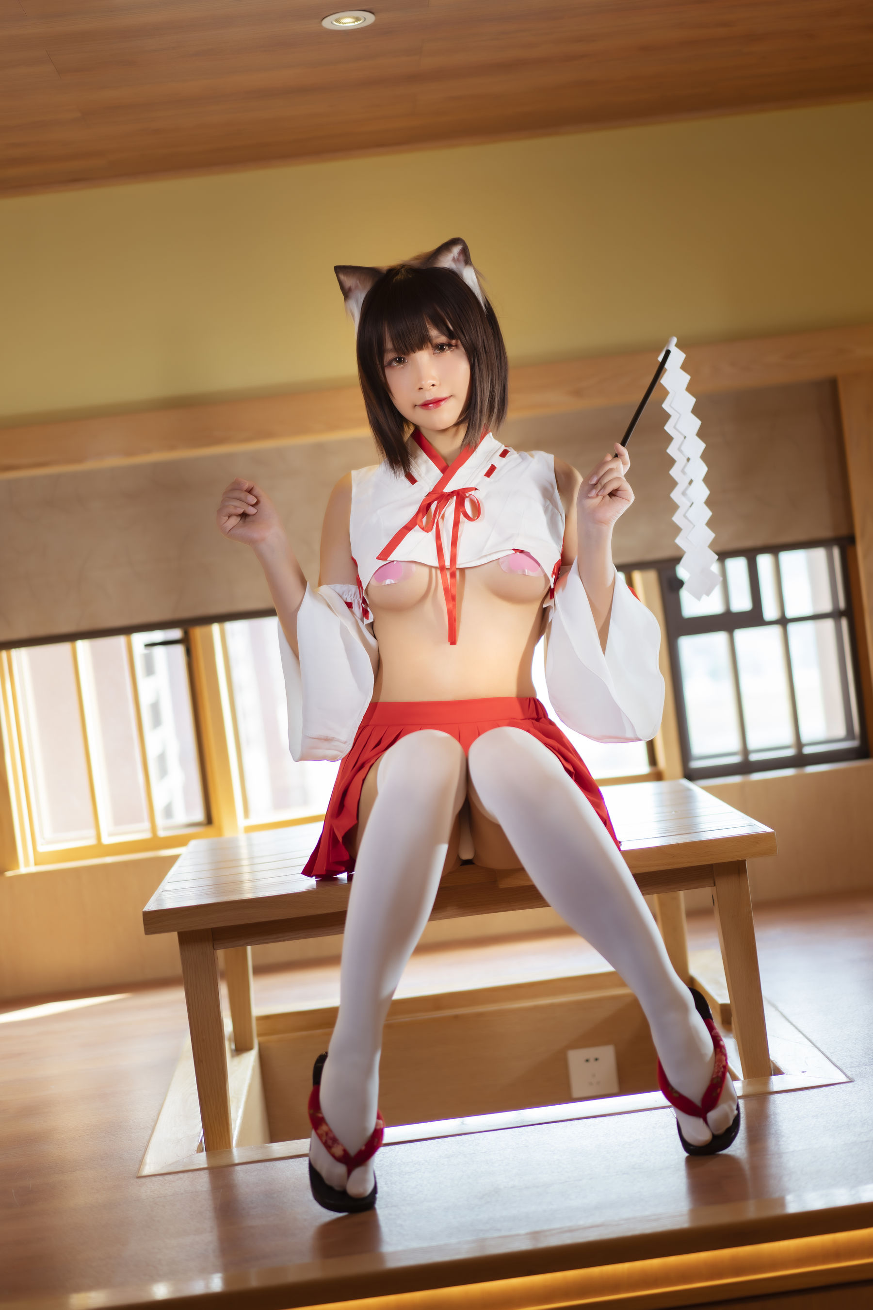 [福利COS] Neko-薇薇 - 巫女/(31P)