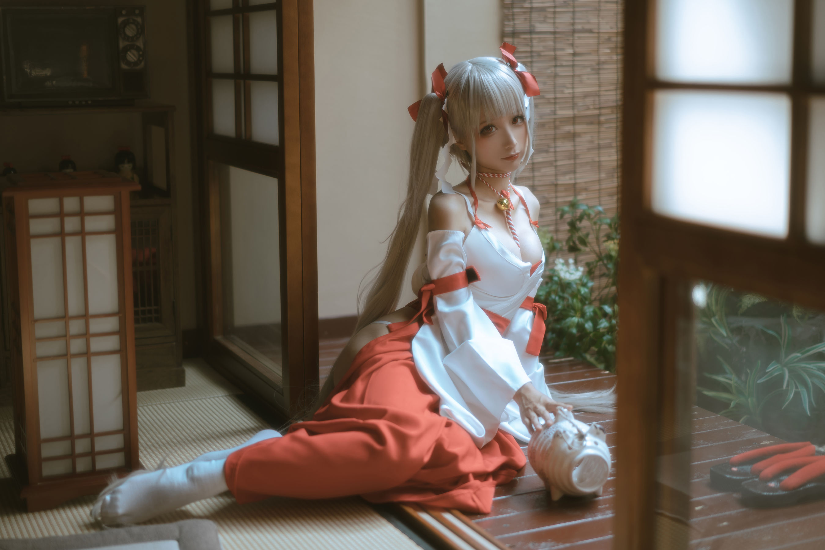 [福利COS] 动漫博主蠢沫沫 - 可畏巫女/(55P)