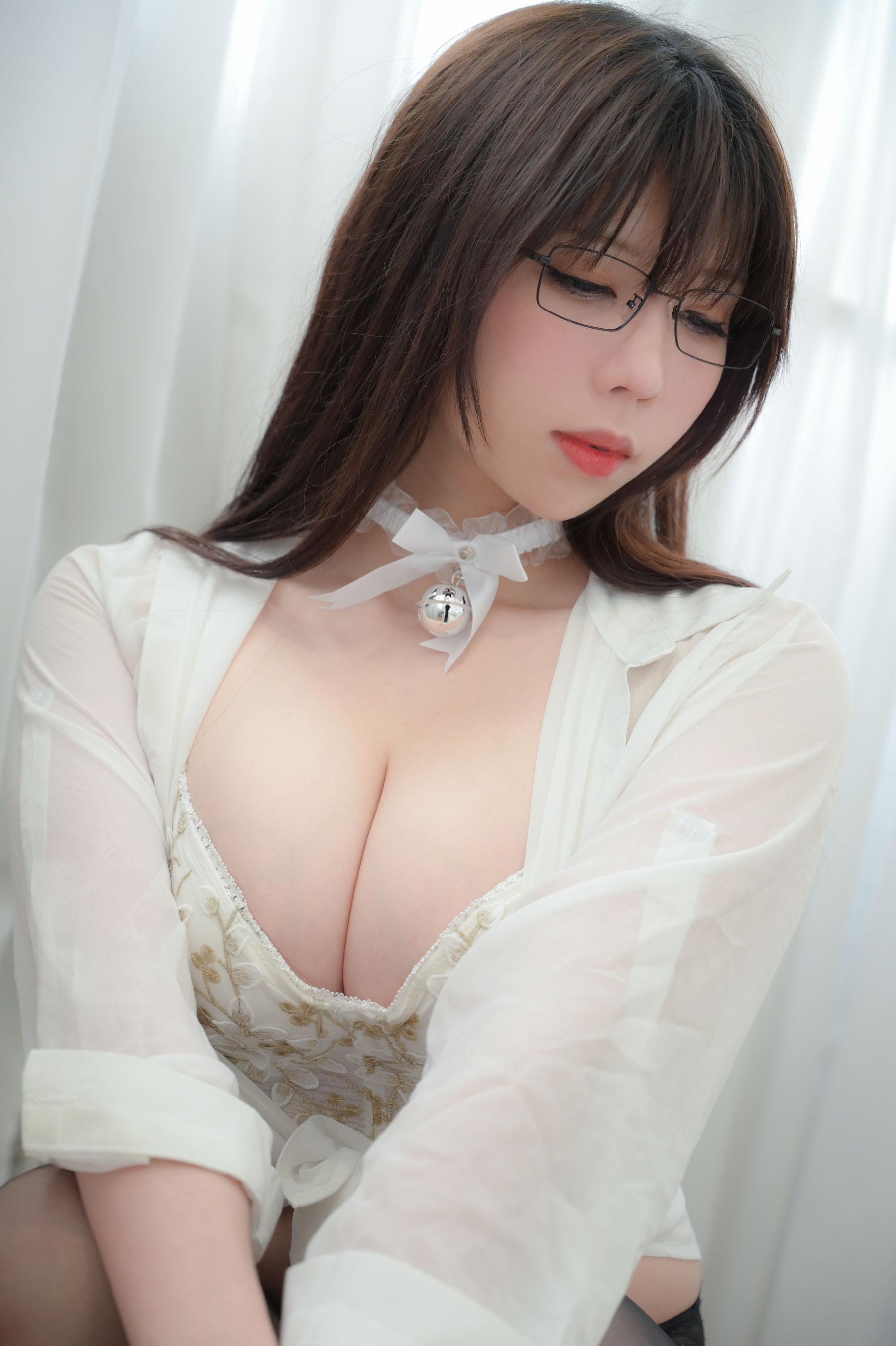 [福利COS] 二次元巨乳美女鹿野希 - 黑丝吊带袜/(72P)