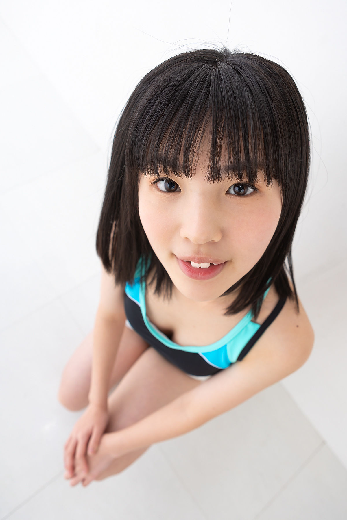 [Minisuka.tv] Ami Manabe 眞辺あみ - Fresh-idol Gallery 52/(64P)