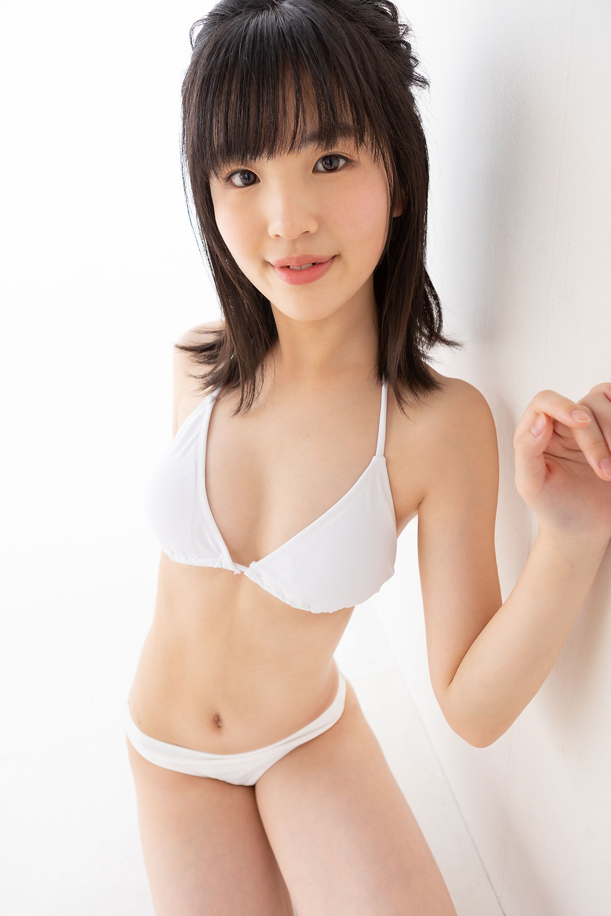 [Minisuka.tv] Ami Manabe 眞辺あみ - Fresh-idol Gallery 64/(40P)