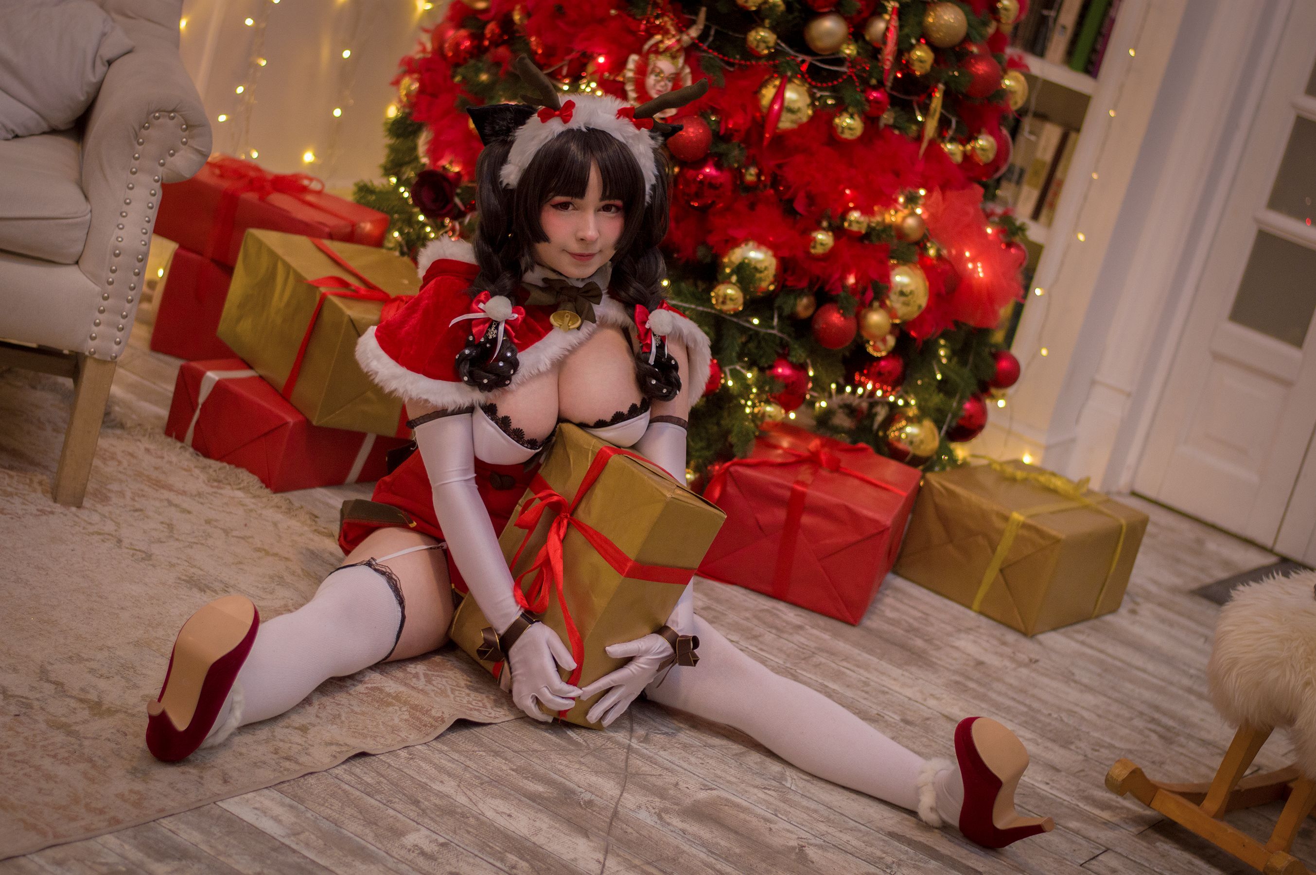 [福利COS] Yoshinobi - Ooshio Xmas (Azur Lane)/(31P)