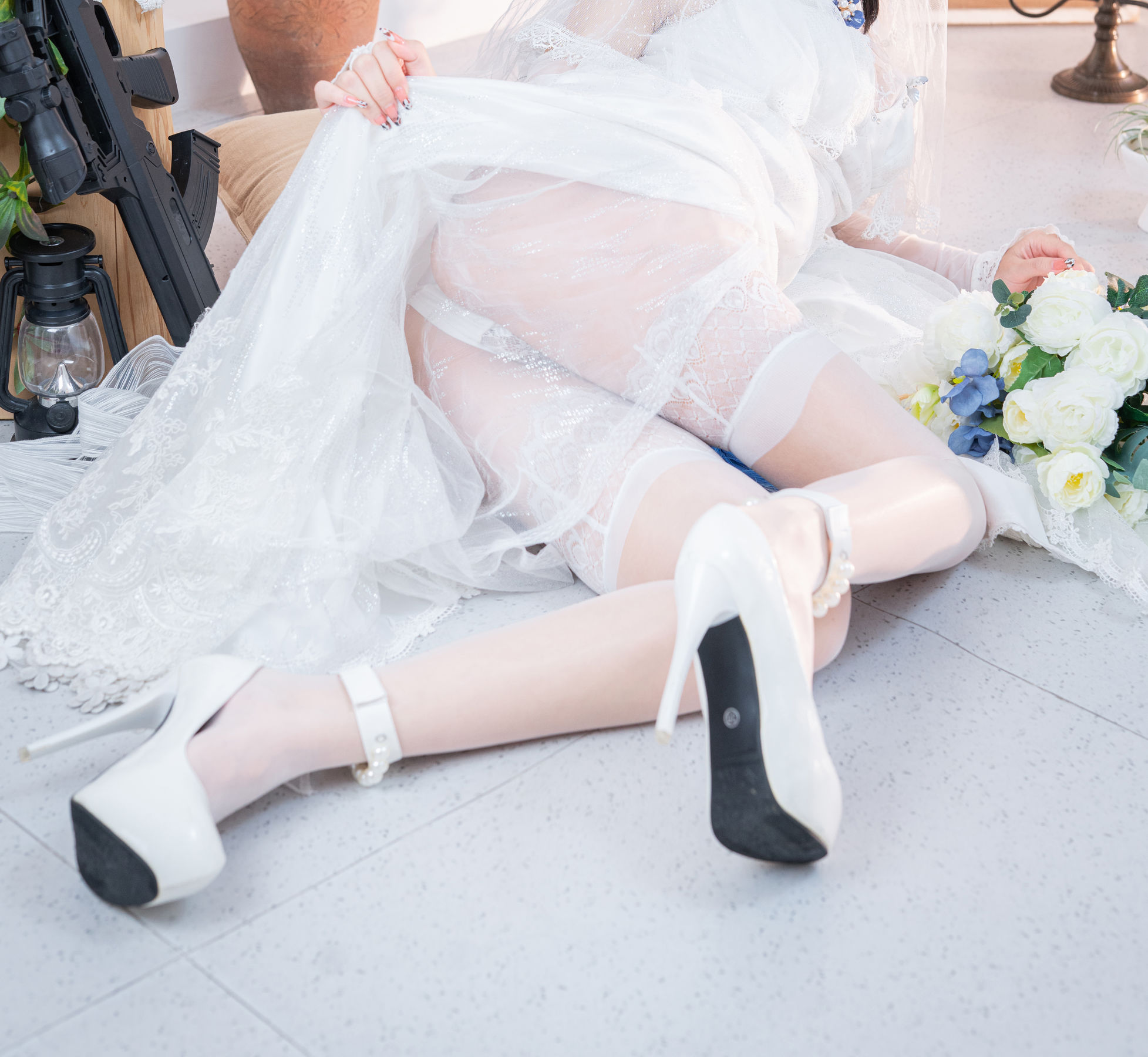 [福利COS] Cosplay日奈娇 - 95式婚纱/(50P)