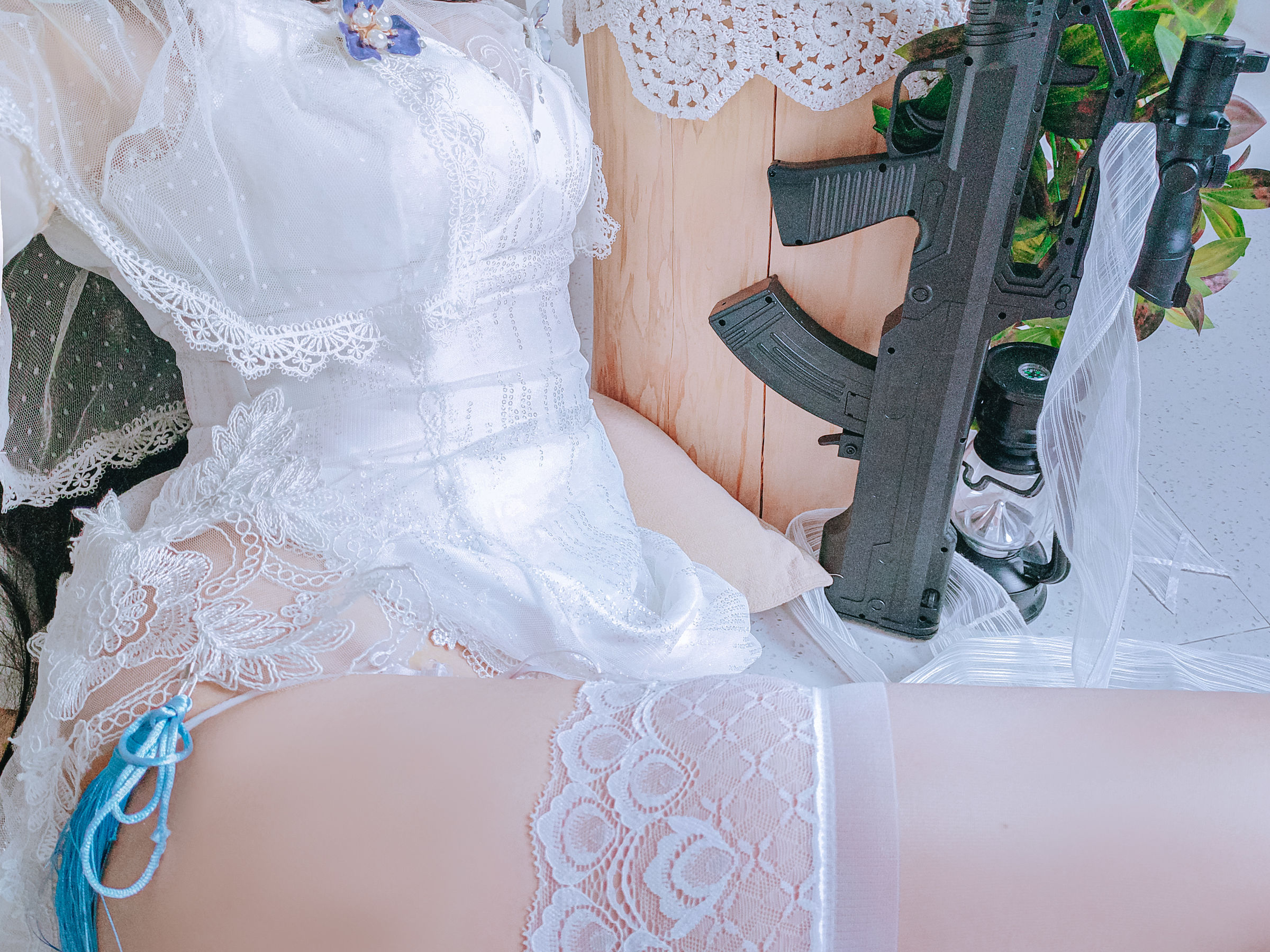 [福利COS] Cosplay日奈娇 - 95式婚纱/(50P)