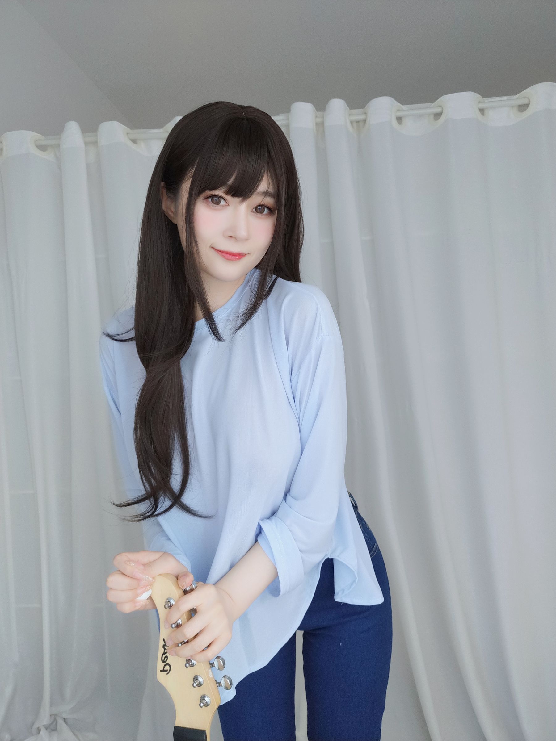 [网红COS] Coser小姐姐白银 - 妹は服を着てください/(55P)