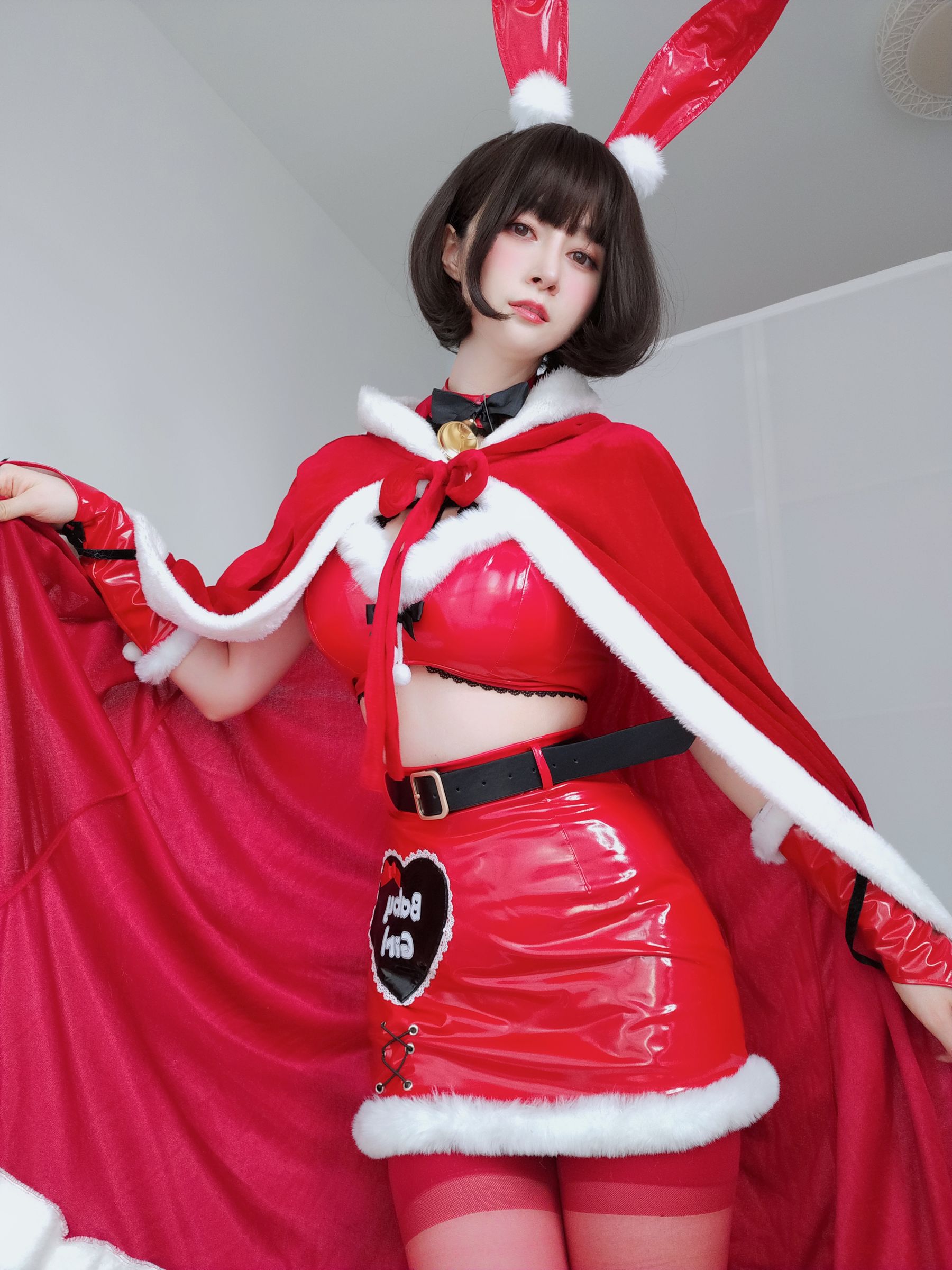 [网红COS] Coser小姐姐白银 - Merry Christmas/(24P)