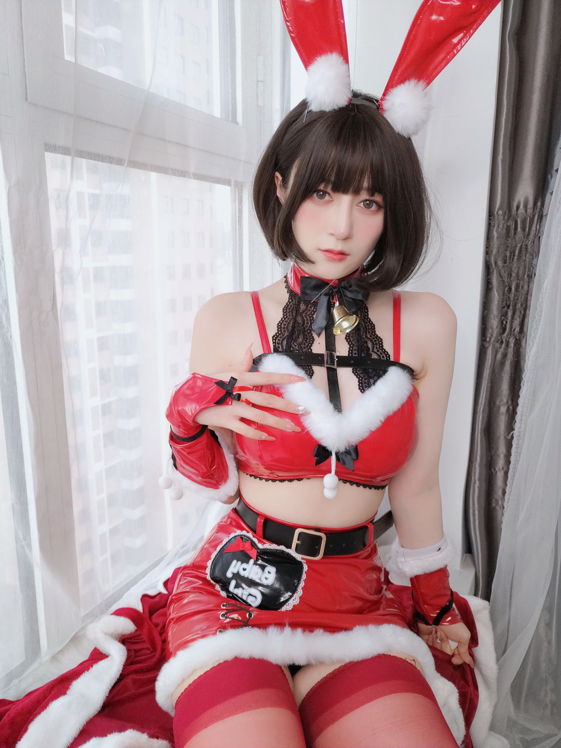 [网红COS] Coser小姐姐白银 - Merry Christmas/(24P)