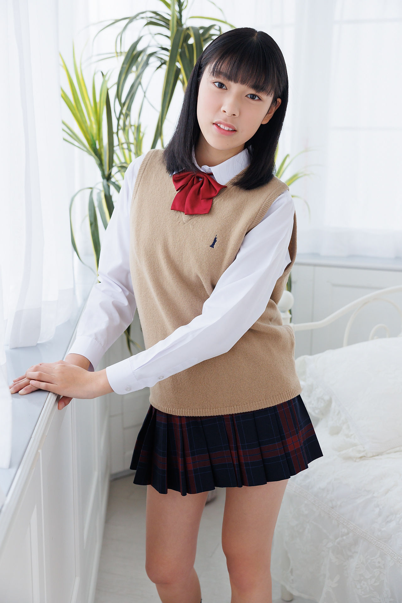 [Minisuka.tv] Eyu Hirayama 平山えゆ - Regular Gallery 01/(46P)