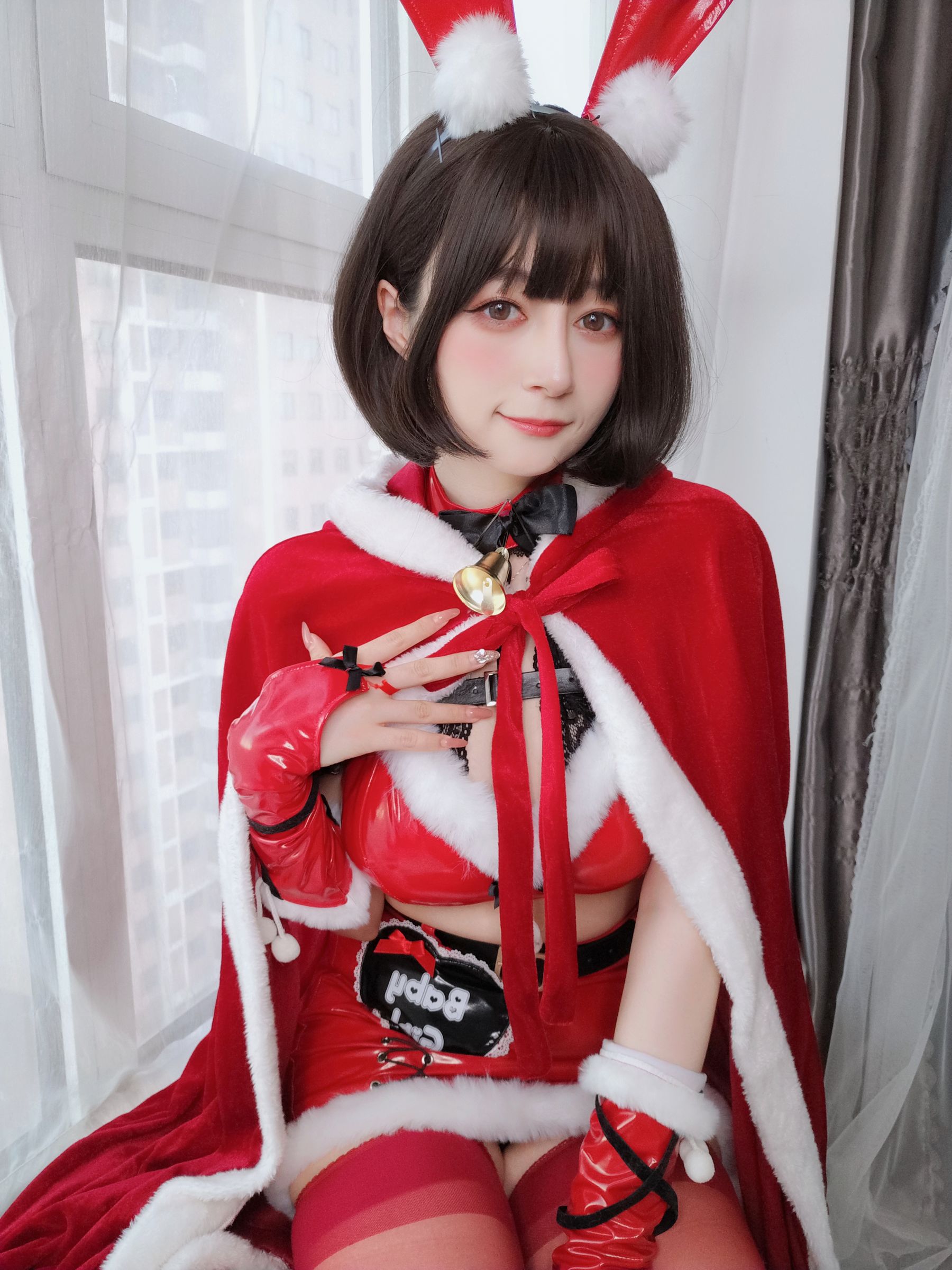 [网红COS] Coser小姐姐白银 - Merry Christmas/(24P)