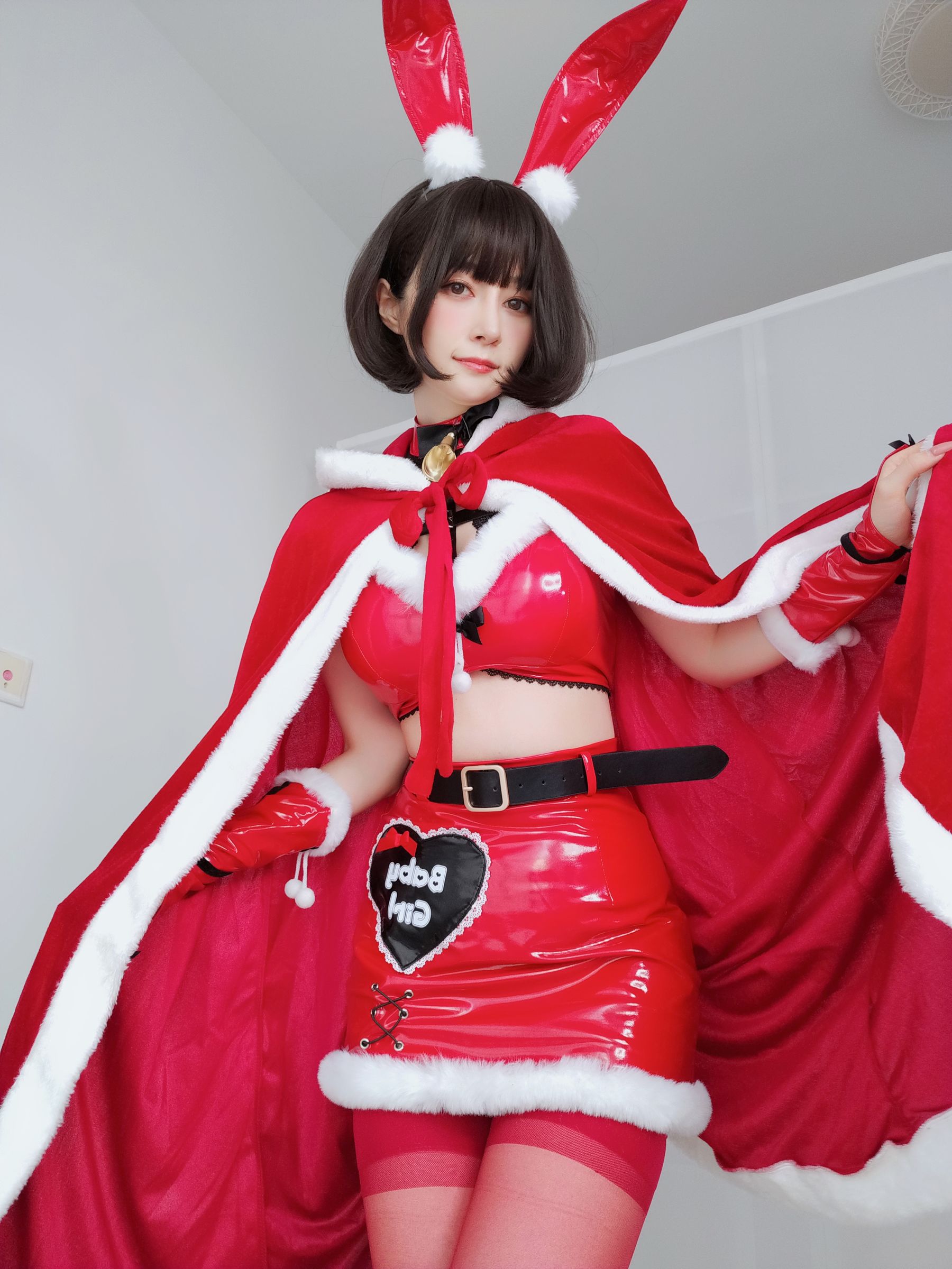 [网红COS] Coser小姐姐白银 - Merry Christmas/(24P)