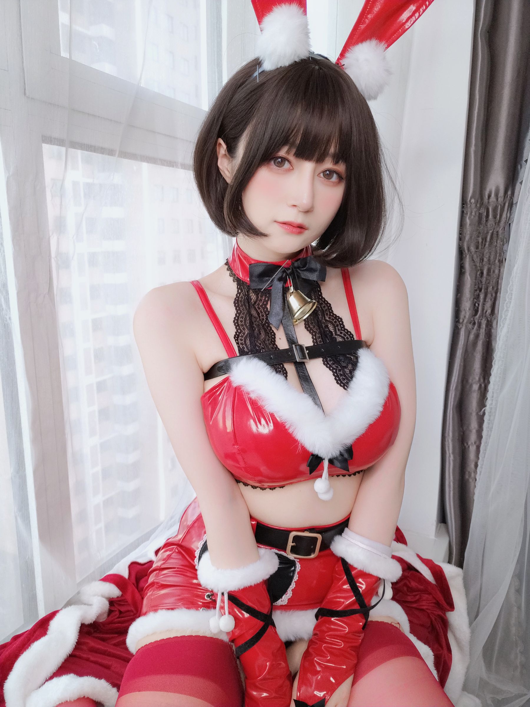 [网红COS] Coser小姐姐白银 - Merry Christmas/(24P)