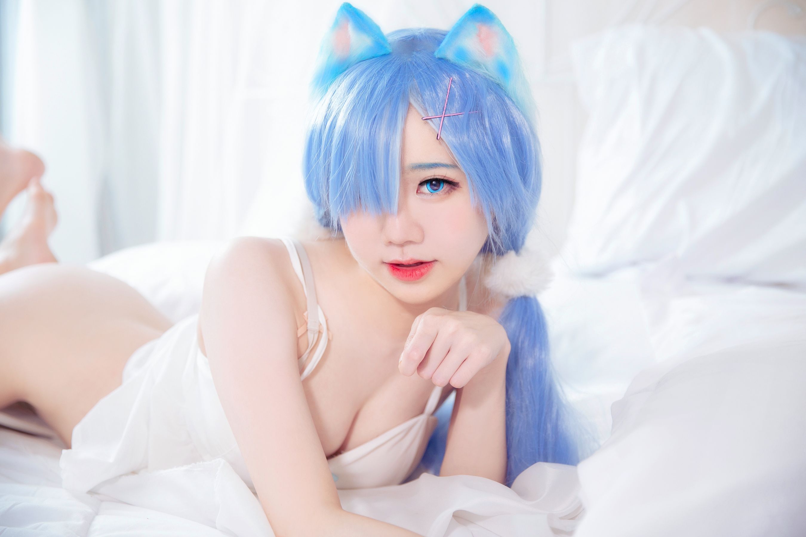 [网红COS] Sally Dorasnow - Rem White Kitty/(49P)