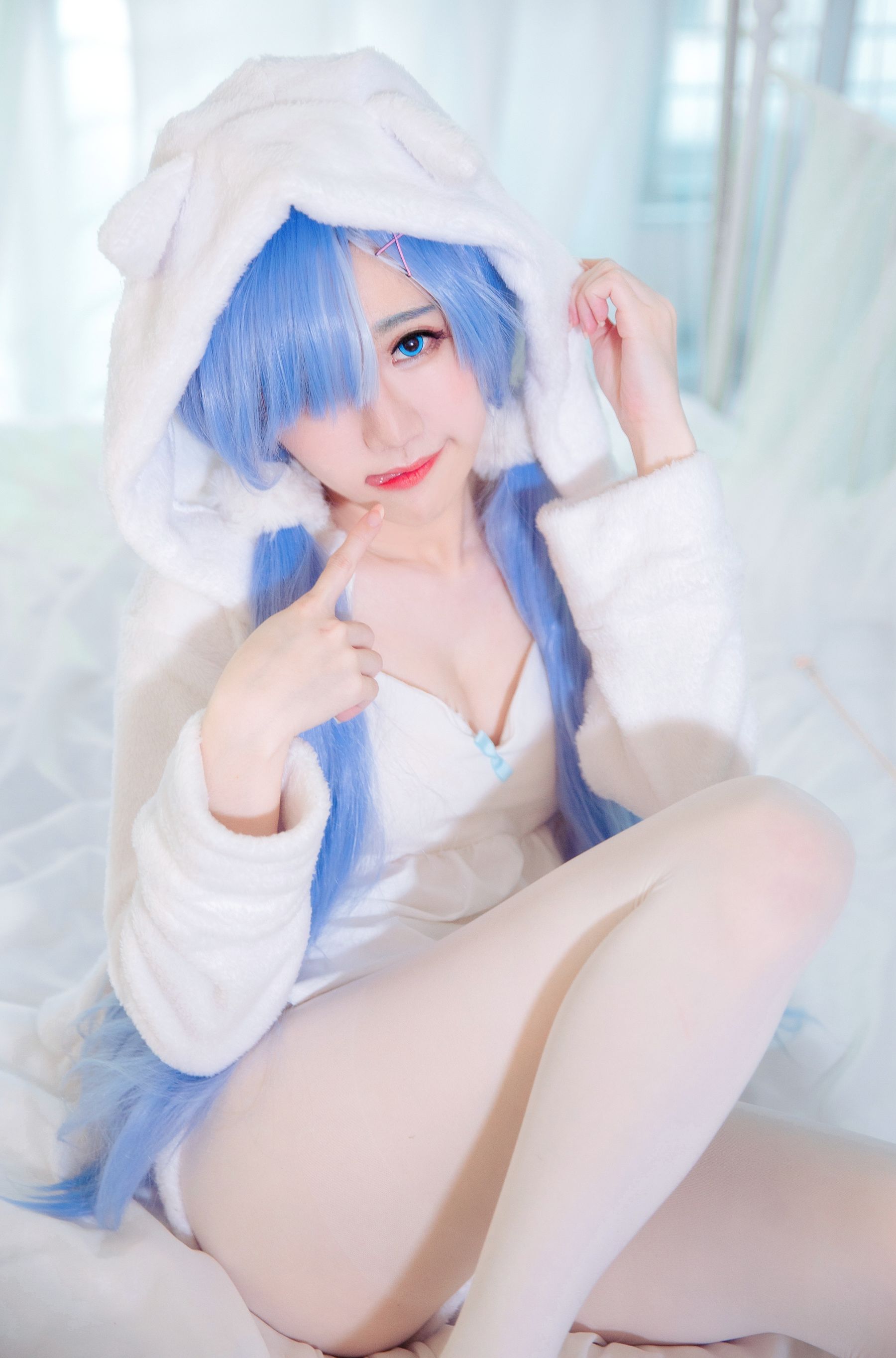 [网红COS] Sally Dorasnow - Rem White Kitty/(49P)