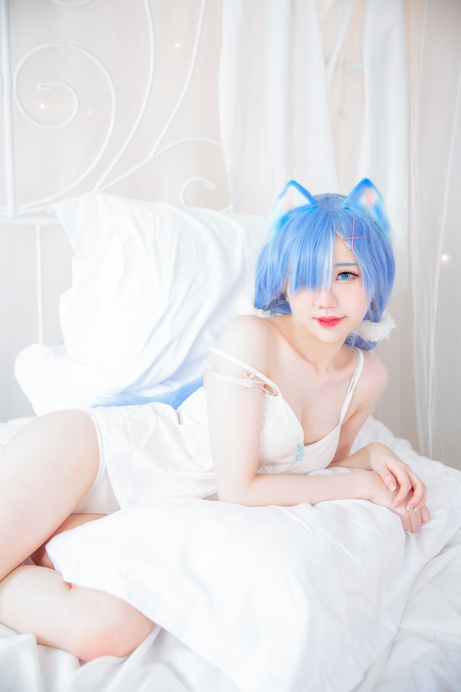 [网红COS] Sally Dorasnow - Rem White Kitty/(49P)