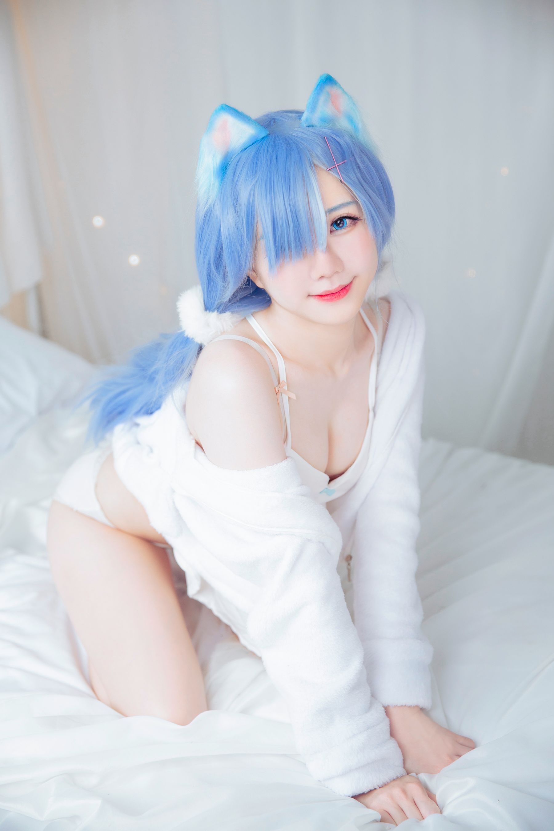 [网红COS] Sally Dorasnow - Rem White Kitty/(49P)