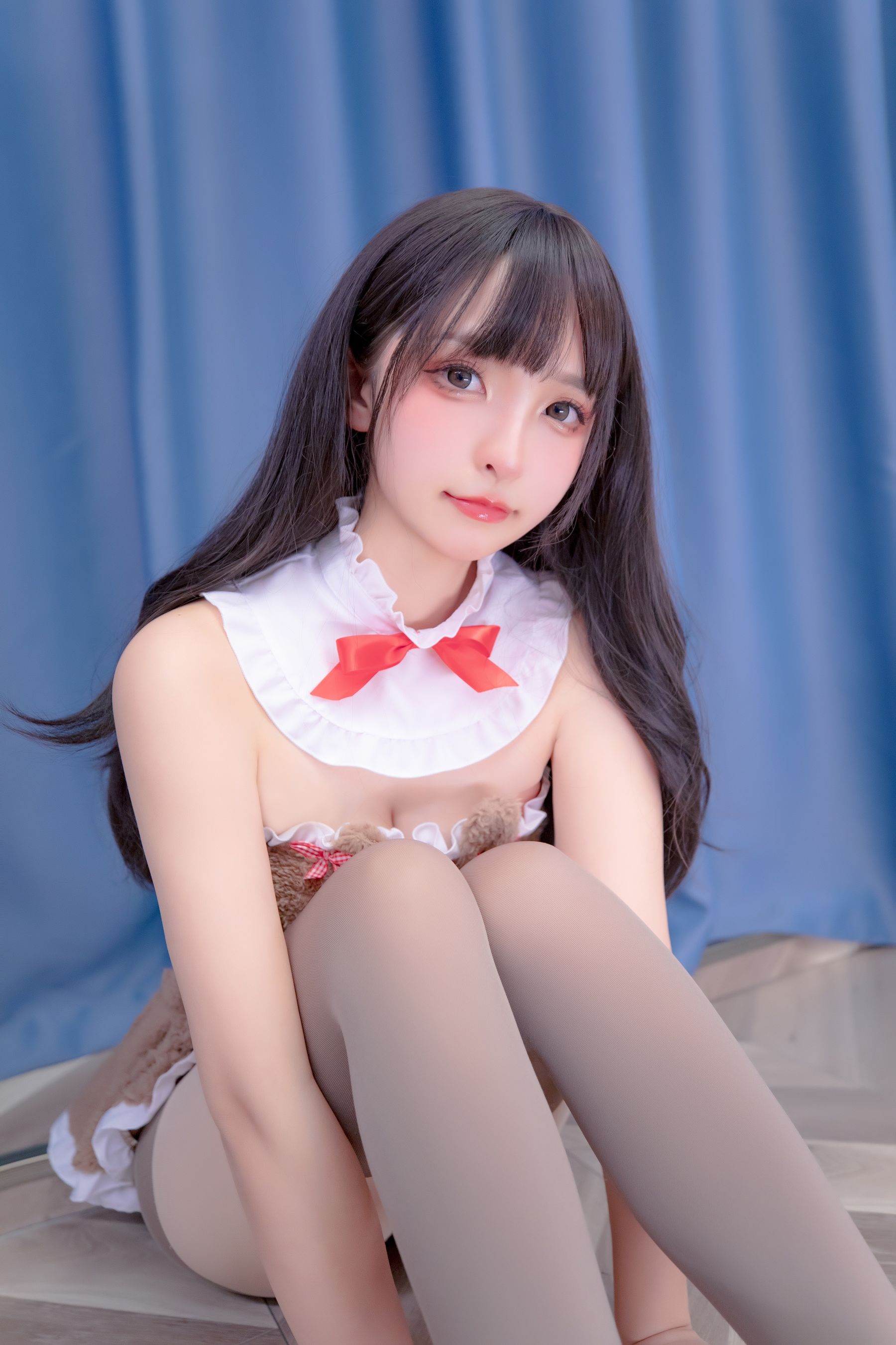 [网红COS] 萝莉神楽板真冬 熊少女/(75P)