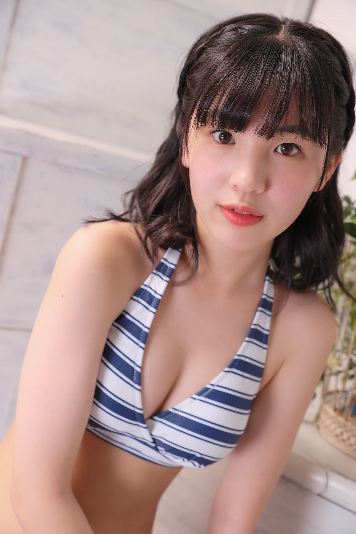 [Minisuka.tv] Ami Manabe 眞辺あみ - Fresh-idol Gallery 98/(46P)