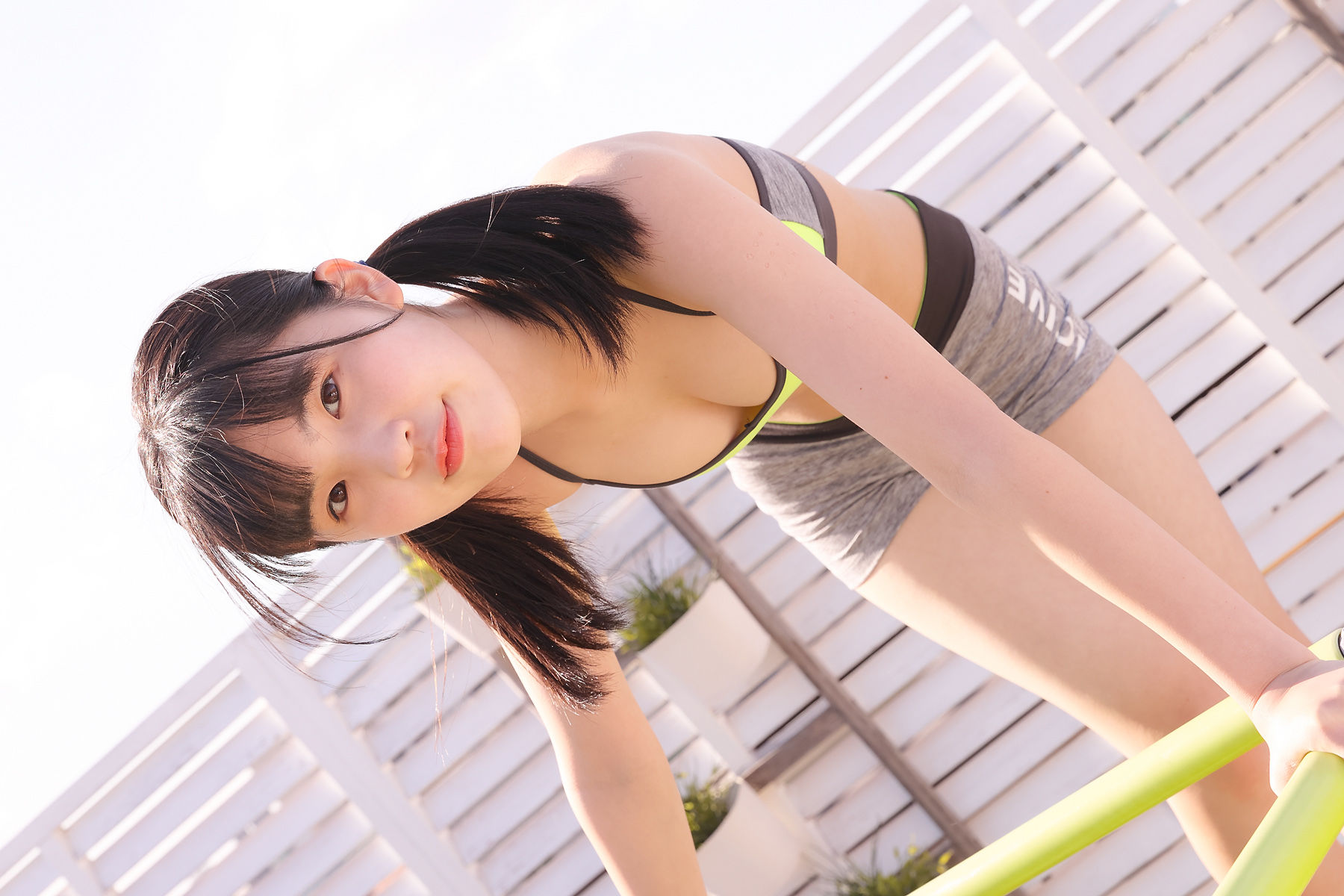 [Minisuka.tv] Ami Manabe 眞辺あみ - Fresh-idol Gallery 95/(42P)