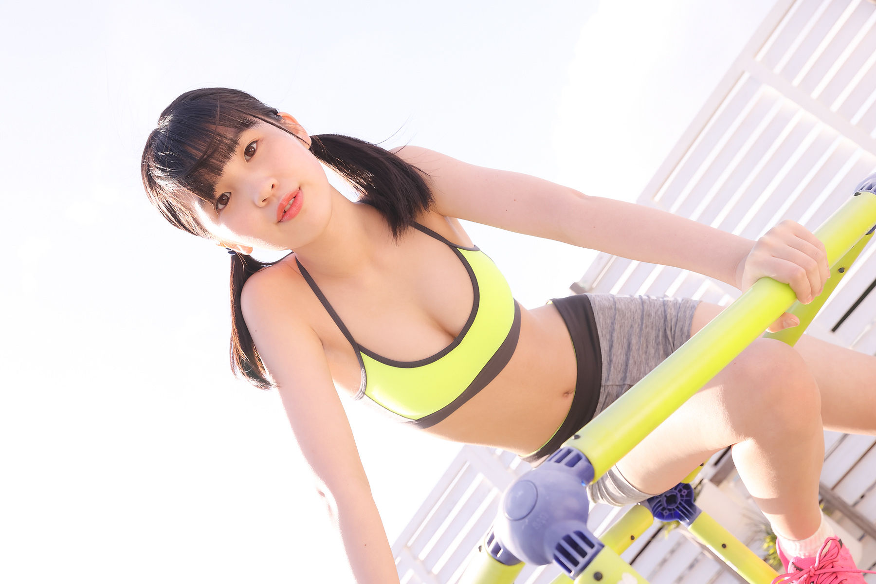 [Minisuka.tv] Ami Manabe 眞辺あみ - Fresh-idol Gallery 95/(42P)