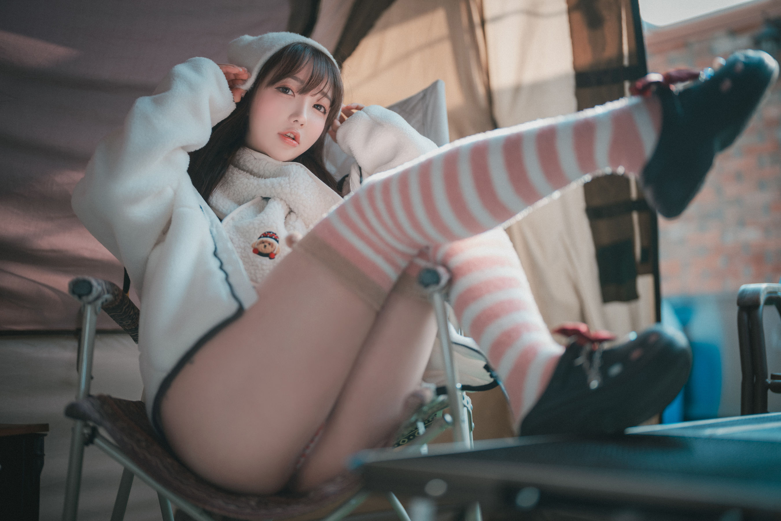 [DJAWA]  Yeeun - Romantic Winter Glamping/(99P)