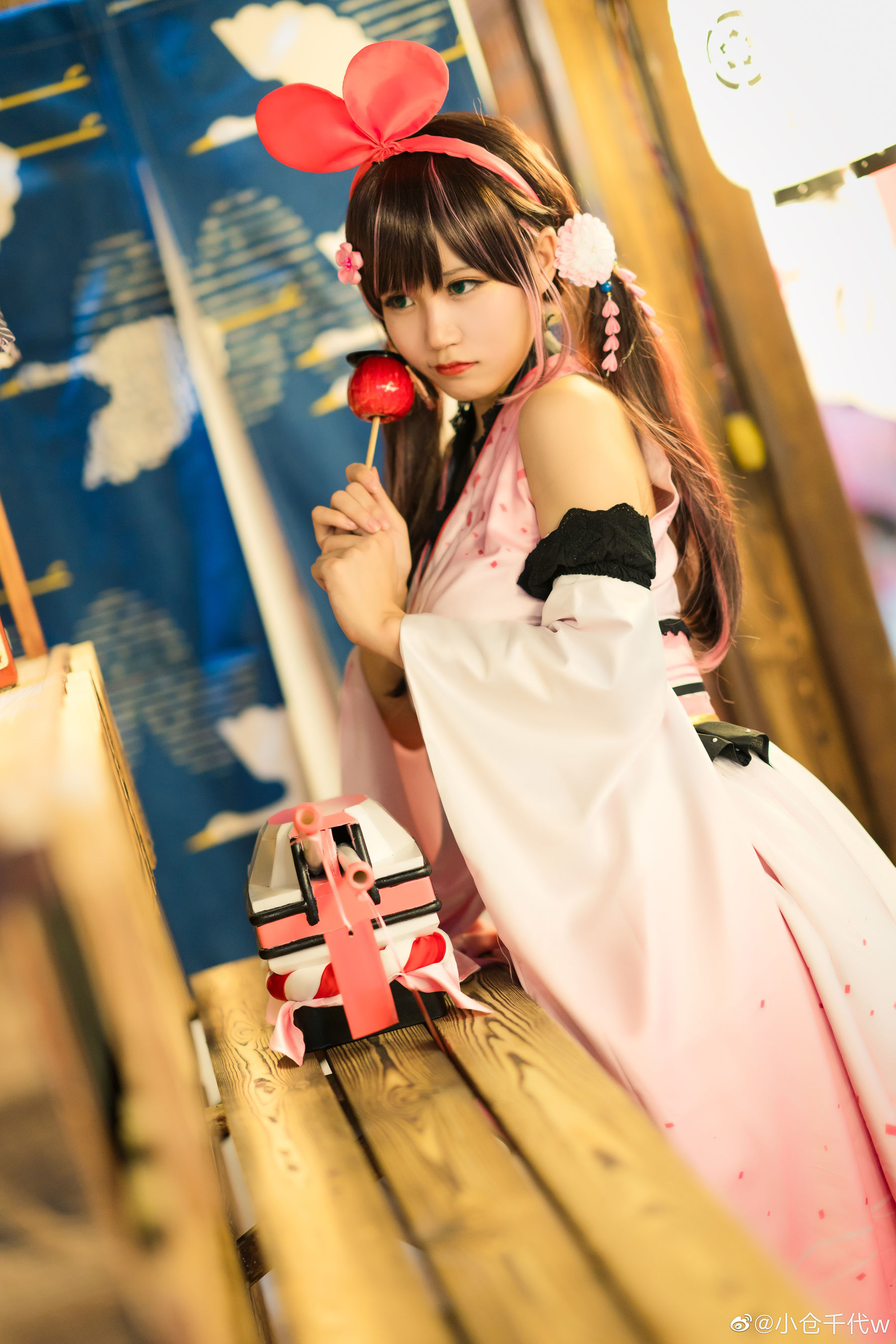 [福利COS] 动漫博主小仓千代w - Kizuna_AI绊爱/(9P)