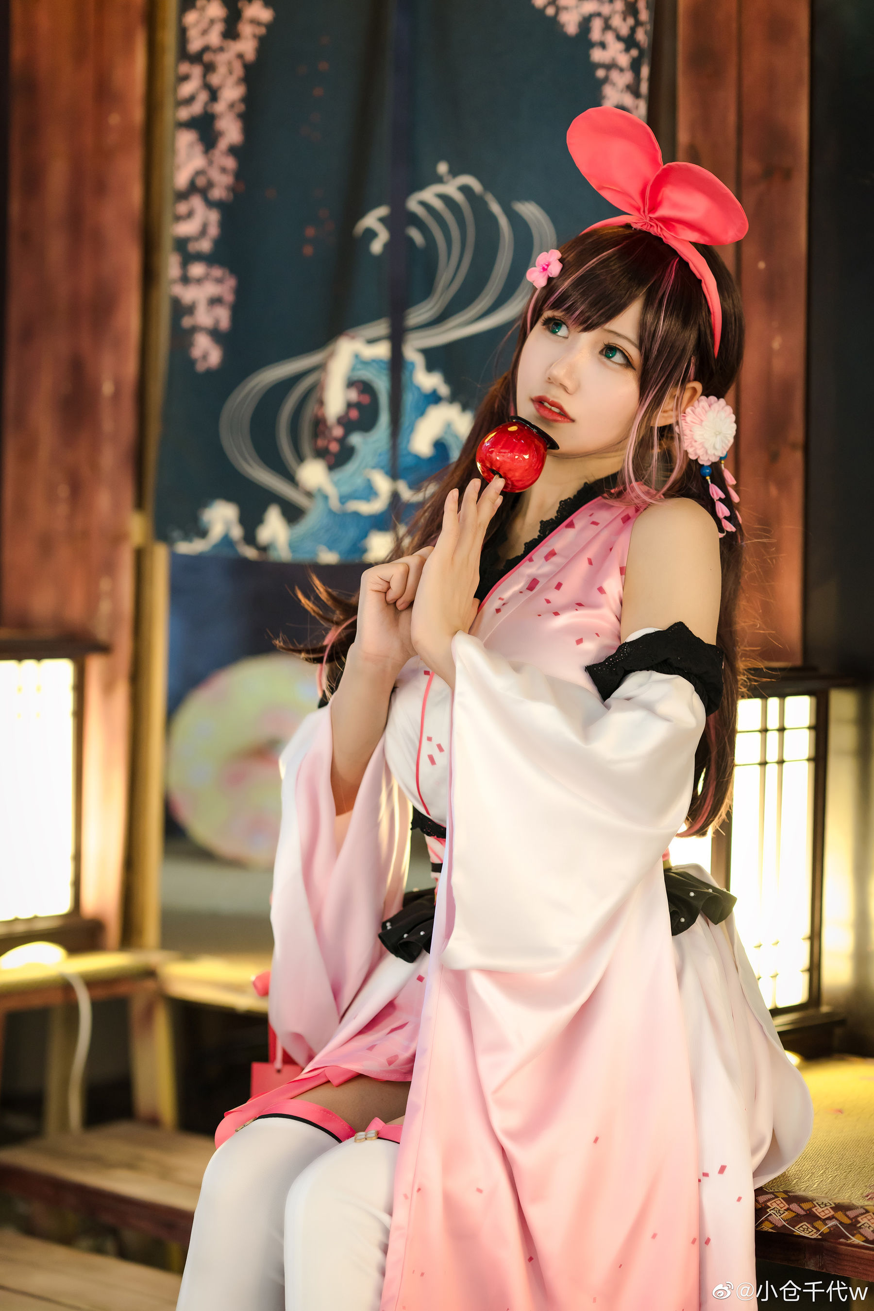 [福利COS] 动漫博主小仓千代w - Kizuna_AI绊爱/(9P)