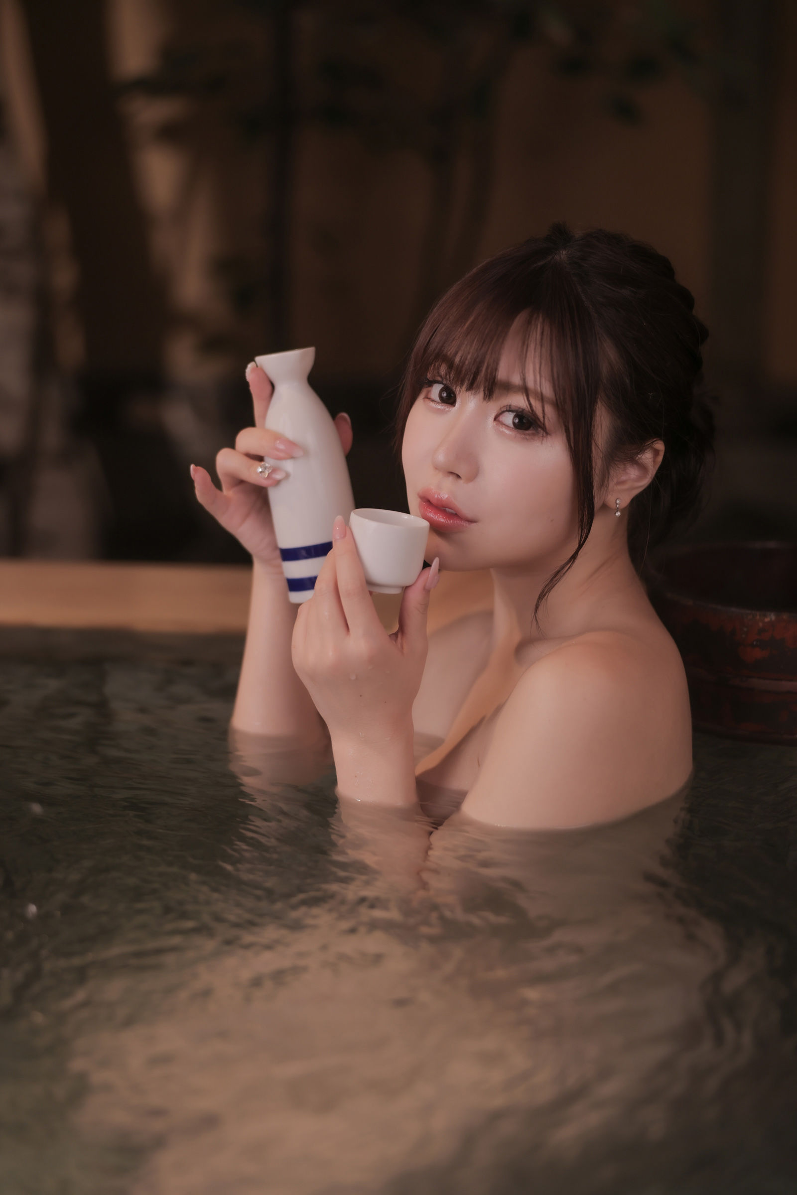 [福利COS] Mai Shirota 白田まい 白田まいと、貸切温泉と、濃厚接触/(280P)