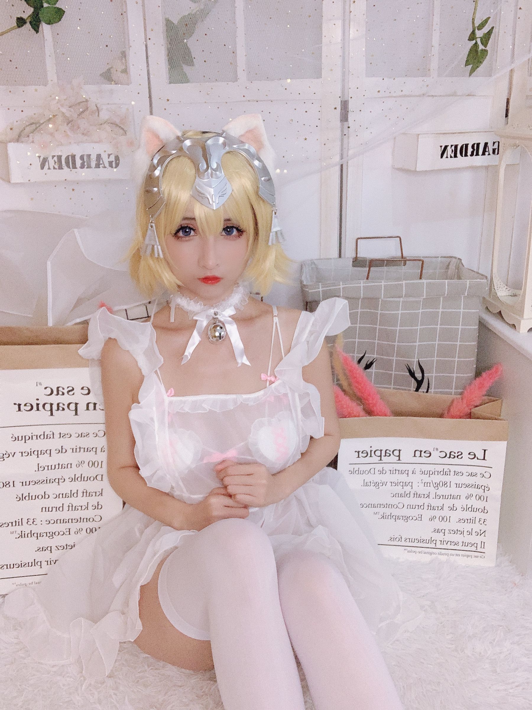 [福利COS] COS福利rioko凉凉子 - 白贞德女仆/(17P)