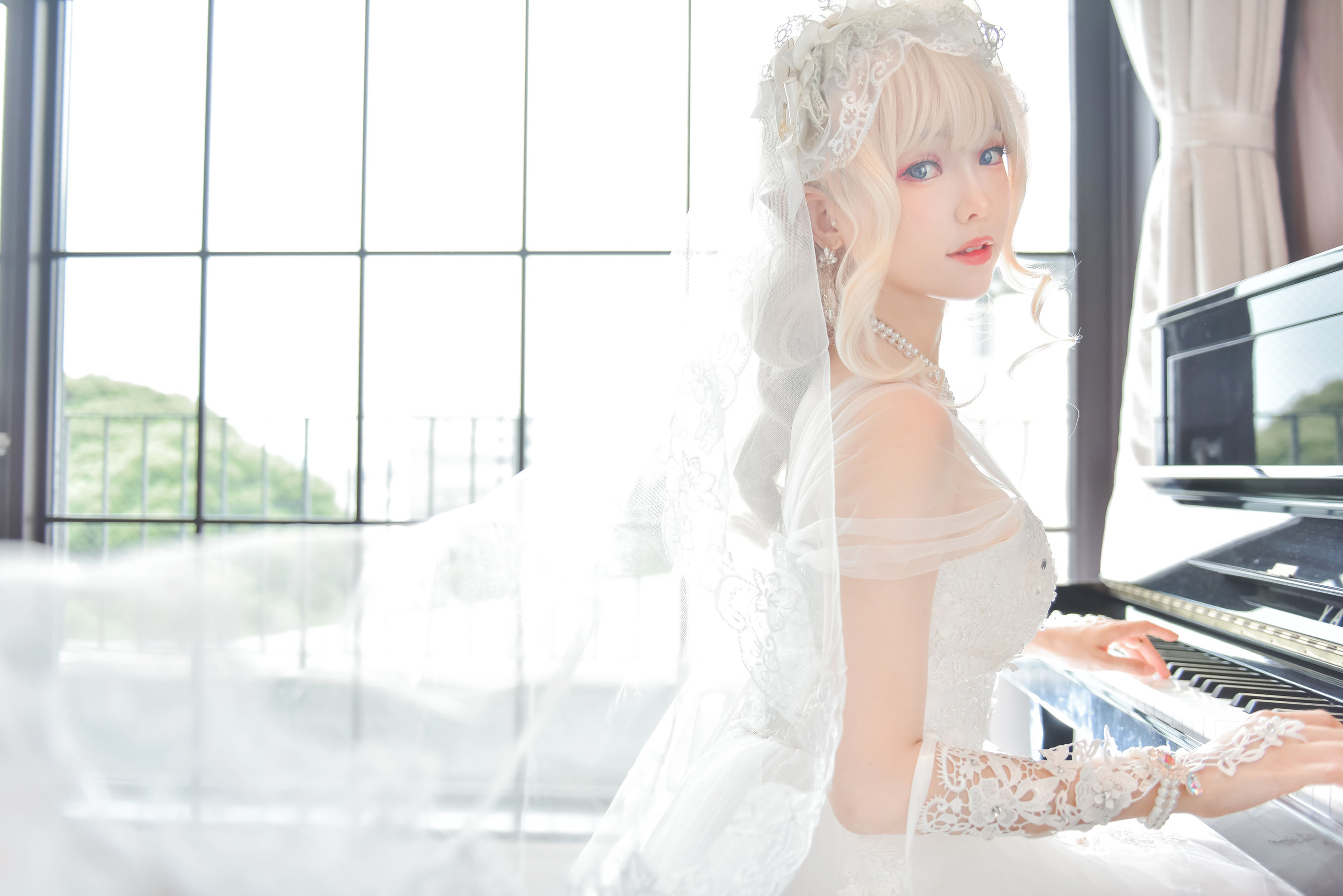 [福利COS] Ely_eee(ElyEE子) - Bride & Lingerie/(65P)