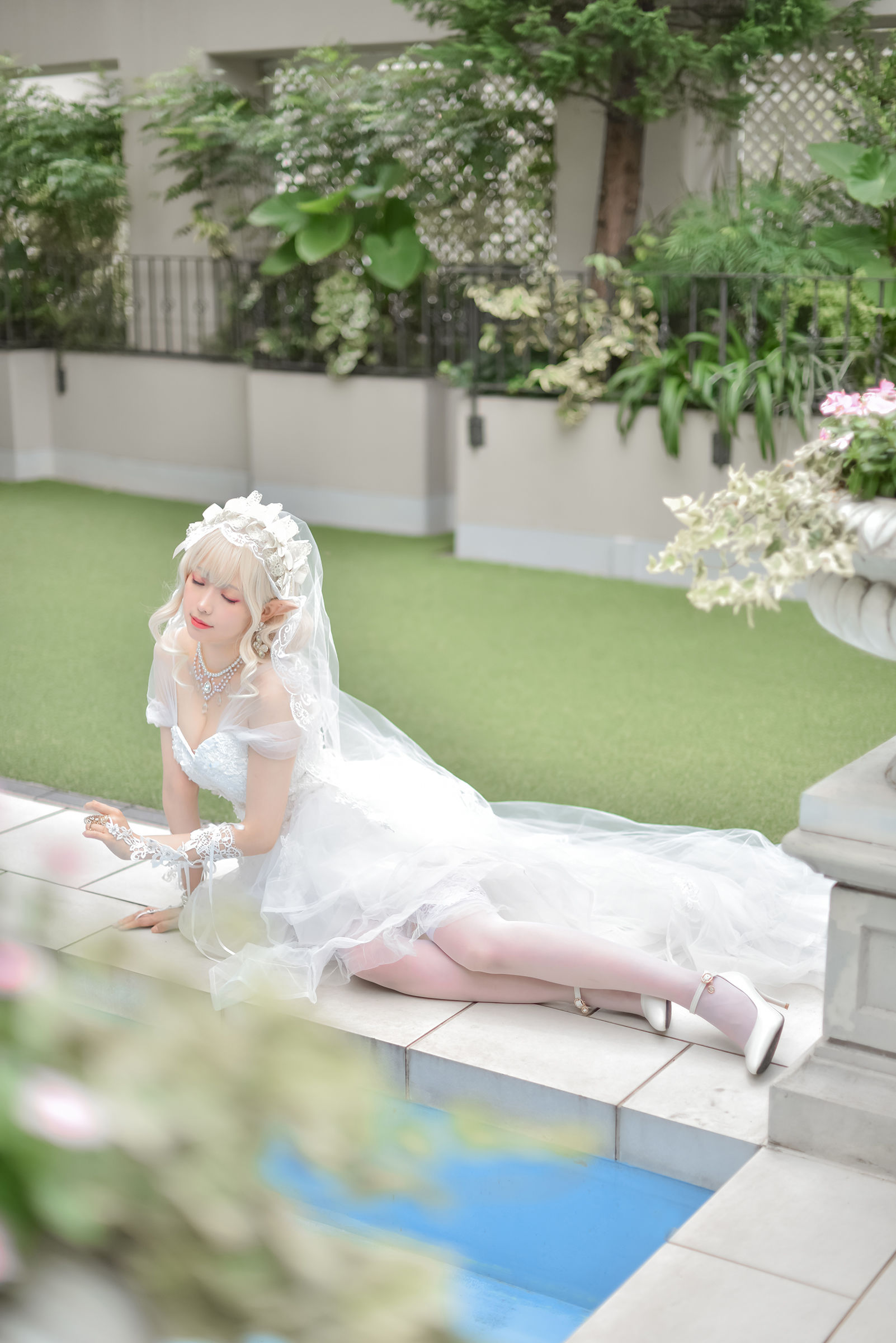 [福利COS] Ely_eee(ElyEE子) - Bride & Lingerie/(65P)