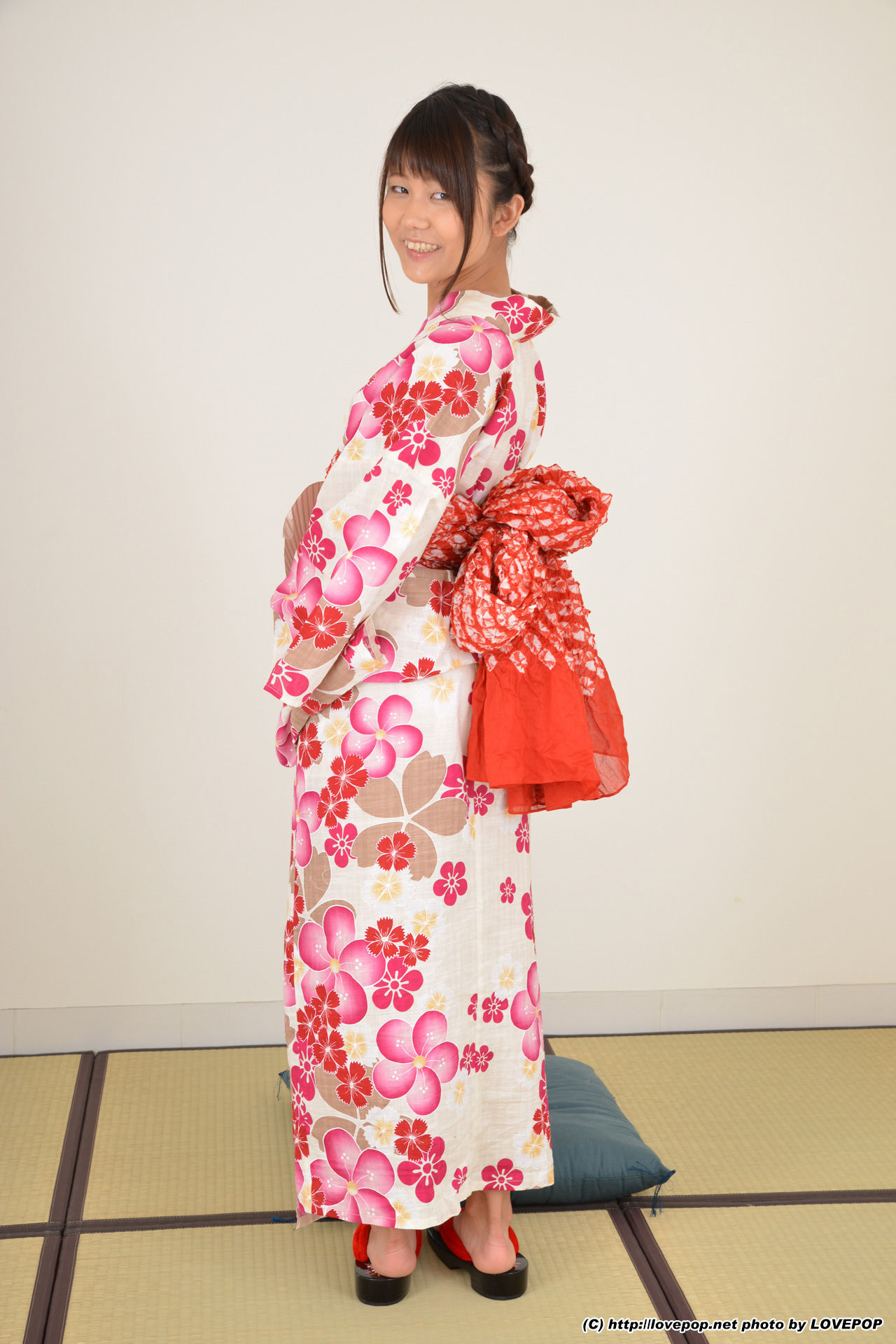 [LOVEPOP] Hikari Kobayashi 小林ひかり Yukata - PPV/(94P)