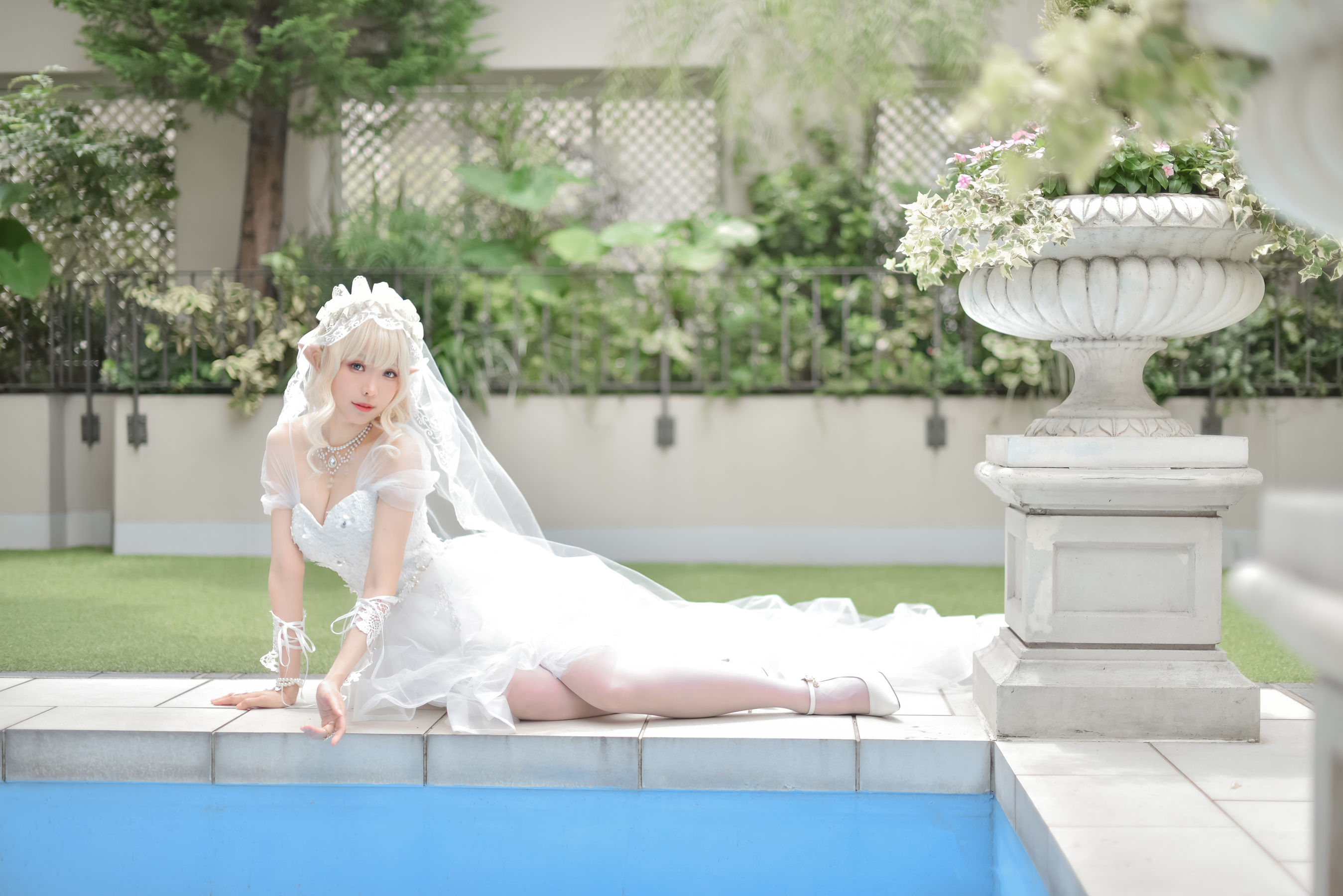 [福利COS] Ely_eee(ElyEE子) - Bride & Lingerie/(65P)