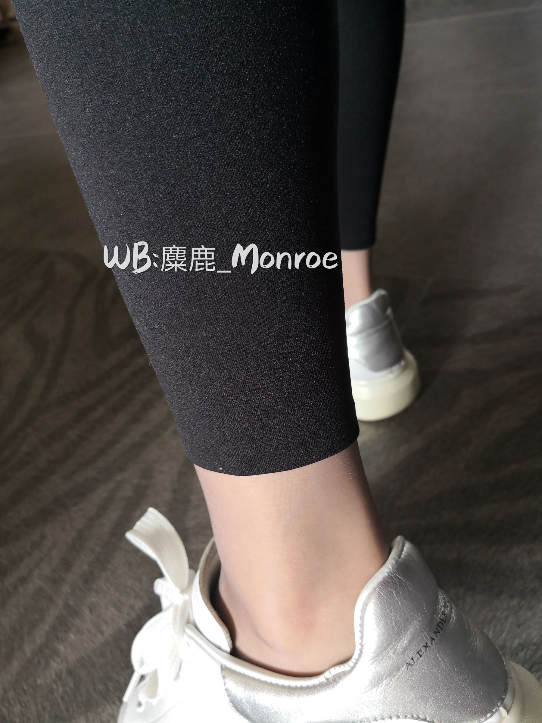 [福利COS] 丝足博主麋鹿_Monroe 2020.07.17 想你的日子/(69P)