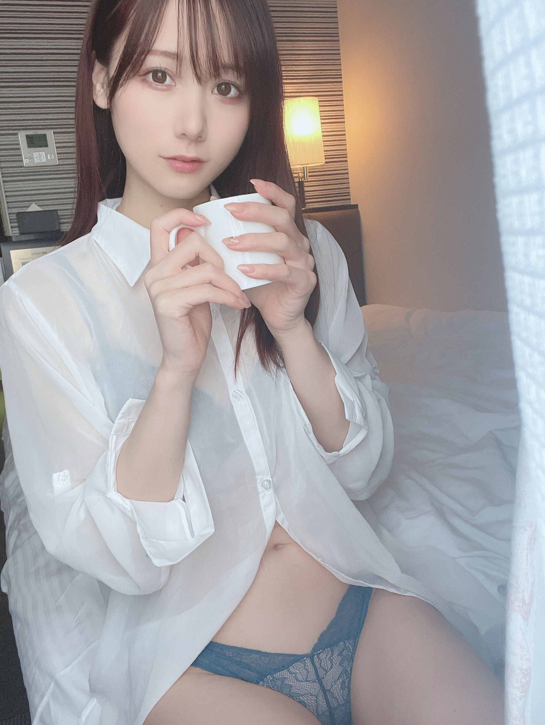 [福利COS] 日本甜美COSERけんけん[fantia] 20220128-透けシャツ×ランジェリー/(33P)
