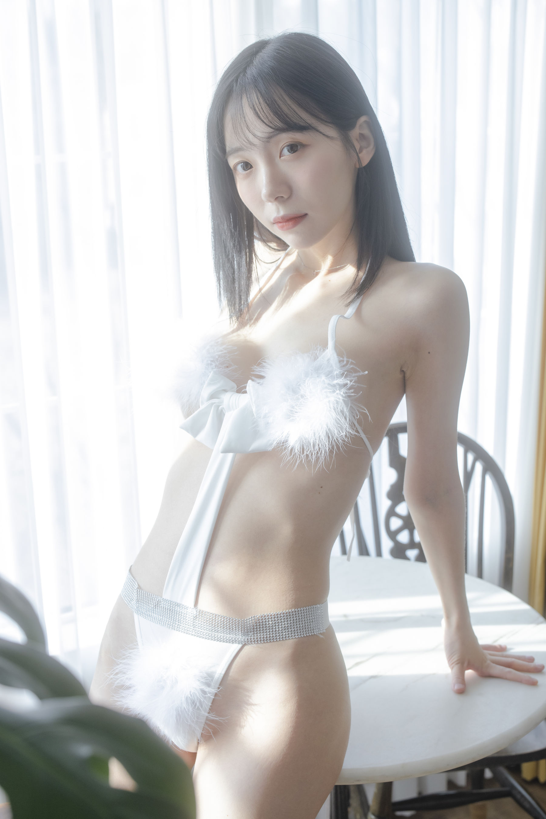 [福利COS] 极品辣妹Leeesovely李素英写真集A/(195P)