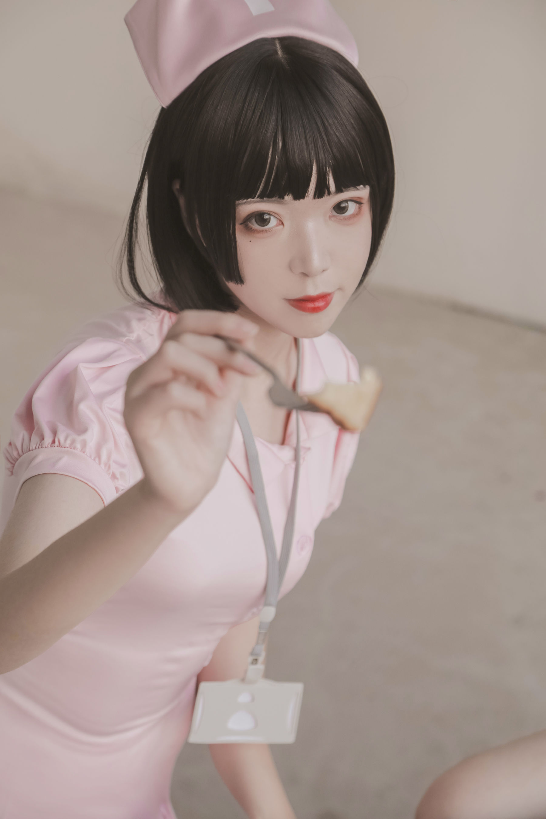 [福利COS] 可爱妹子Fushii_海堂 - 护士/(40P)