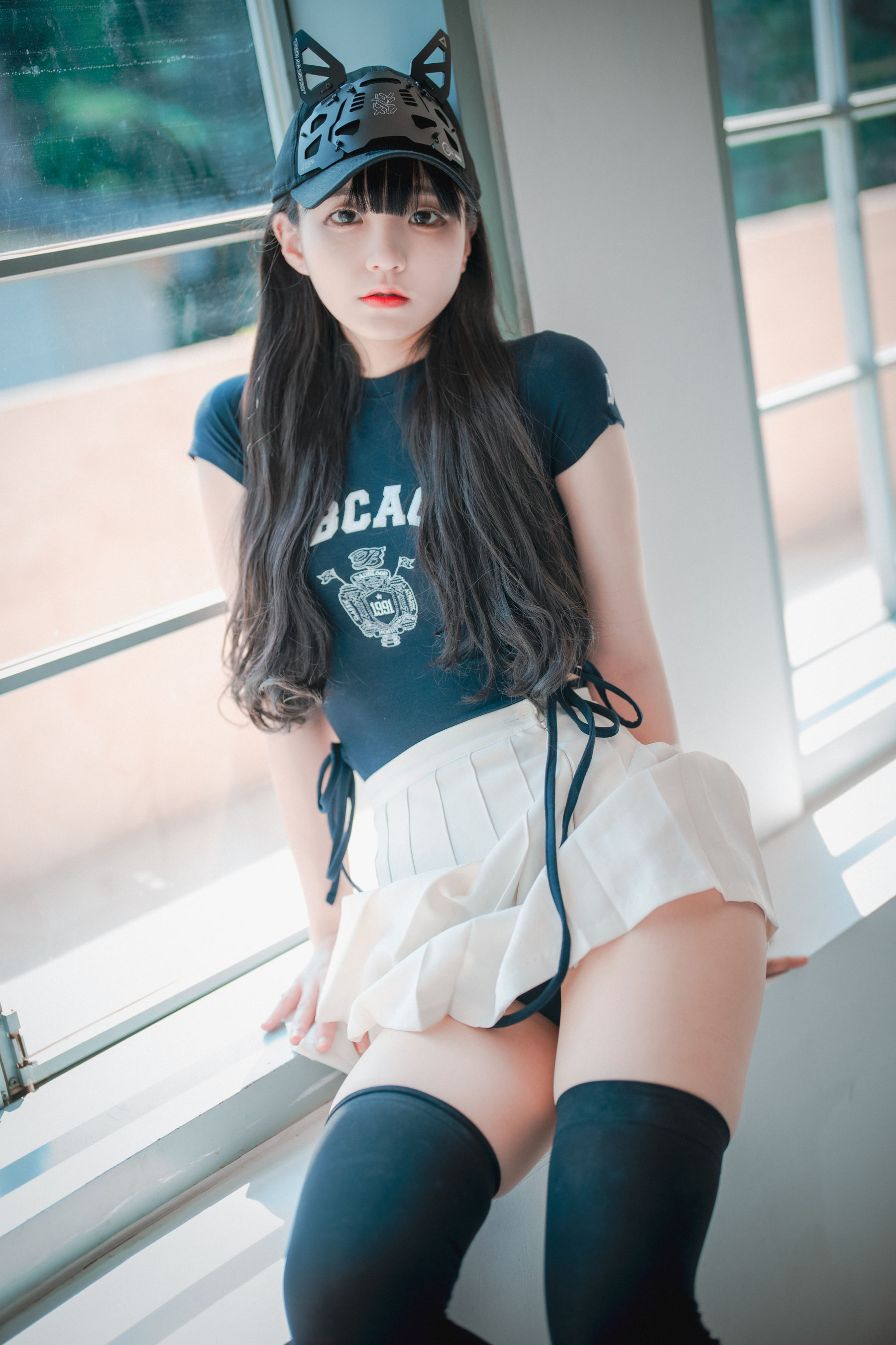 [DJAWA]  Jeong Jenny - Classic Athletic Girl in Navy Blue/(71P)