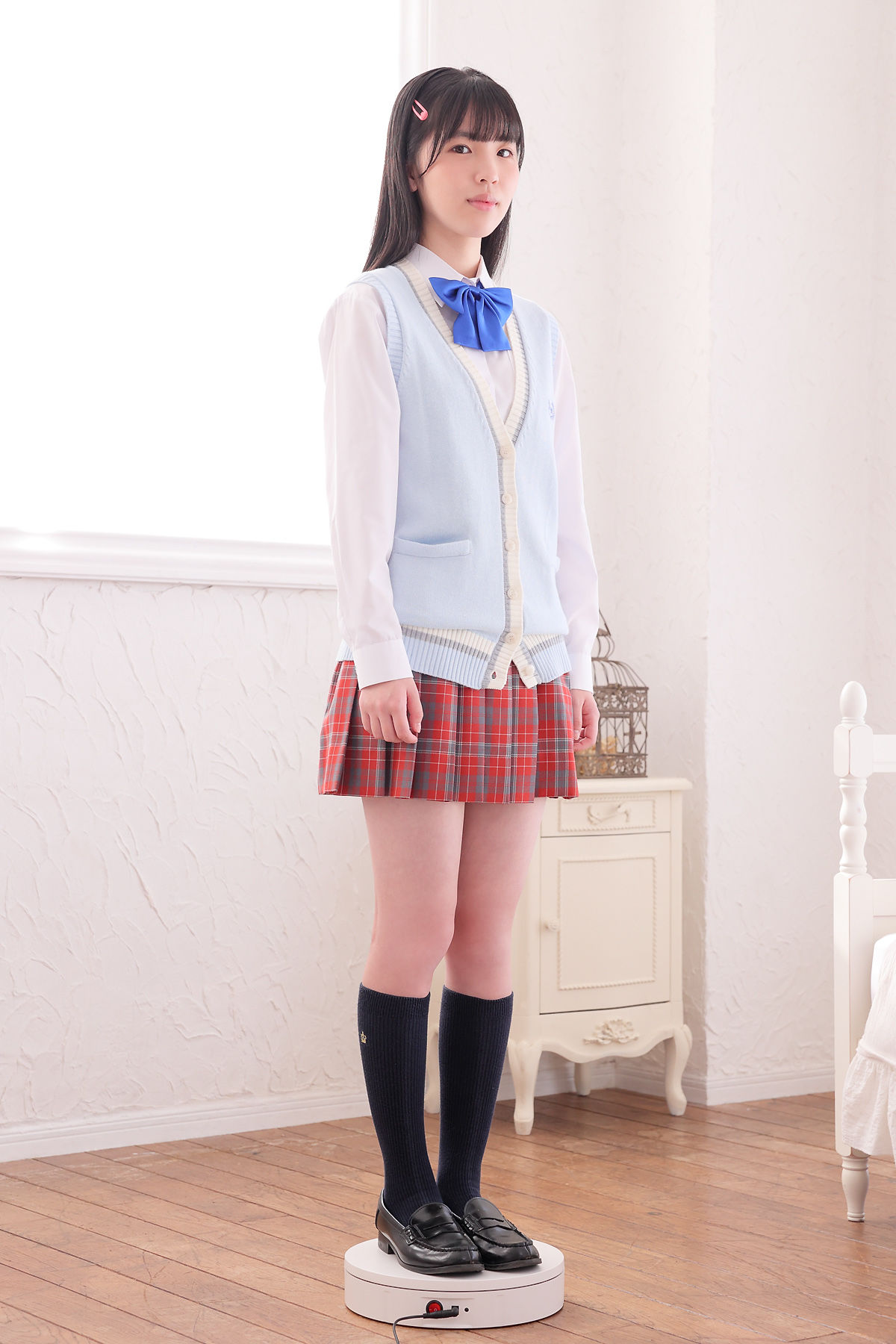 [Minisuka.tv] Ami Manabe 眞辺あみ - Fresh-idol Gallery 118/(52P)