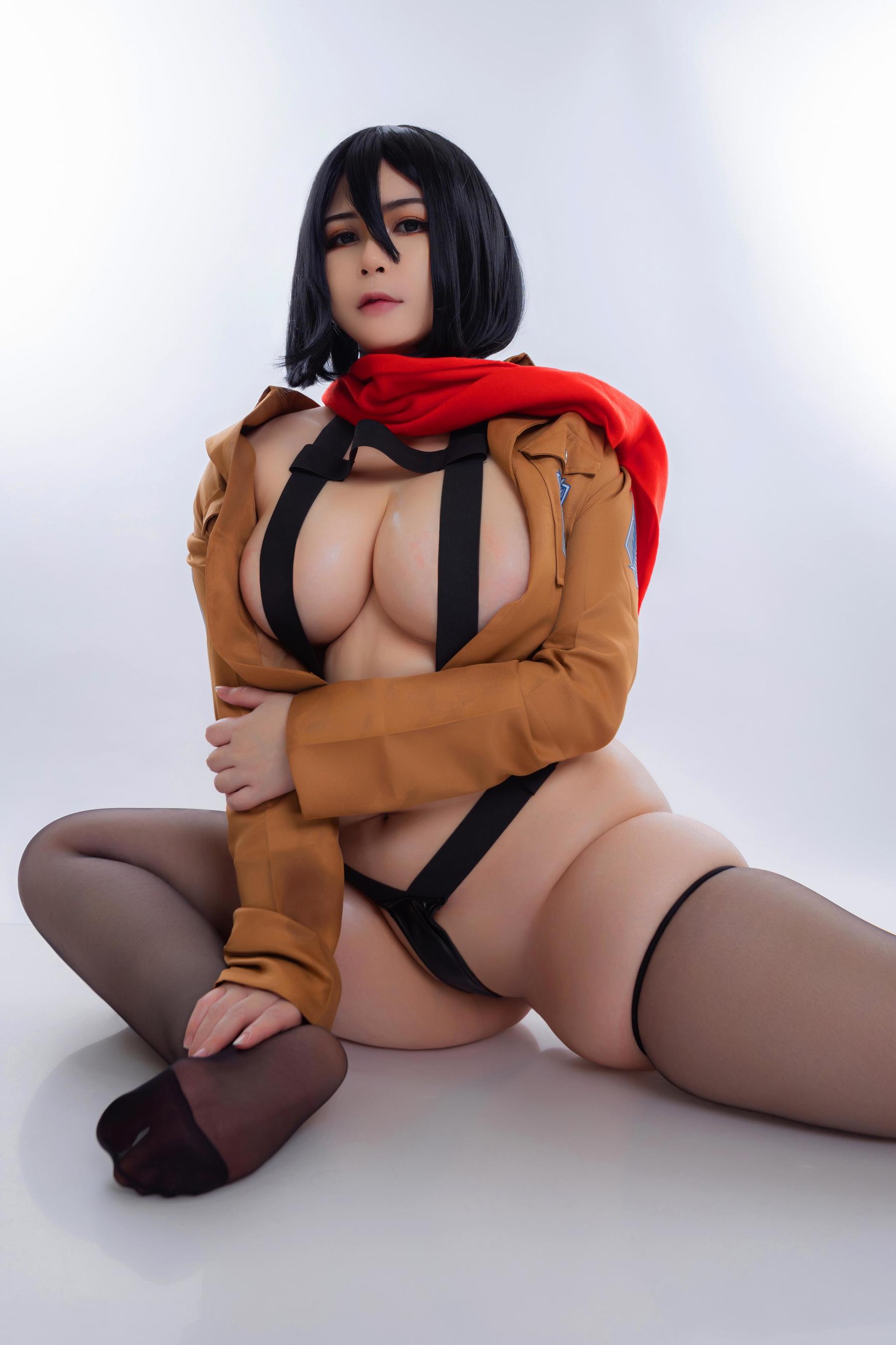 [福利COS] Uy Uy - Mikasa/(43P)