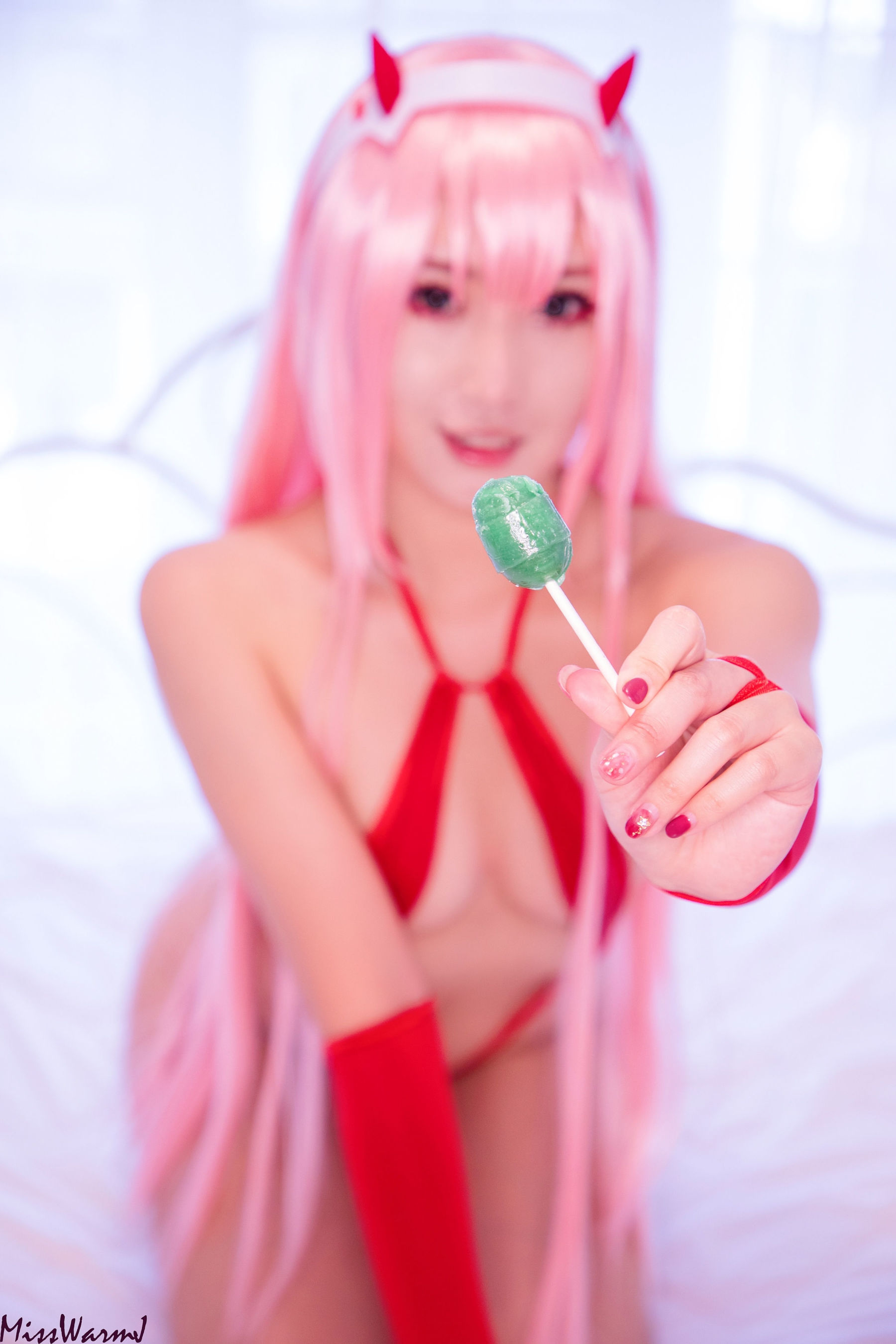 [福利COS] MisswarmJ - Zero Two Bikini/(23P)